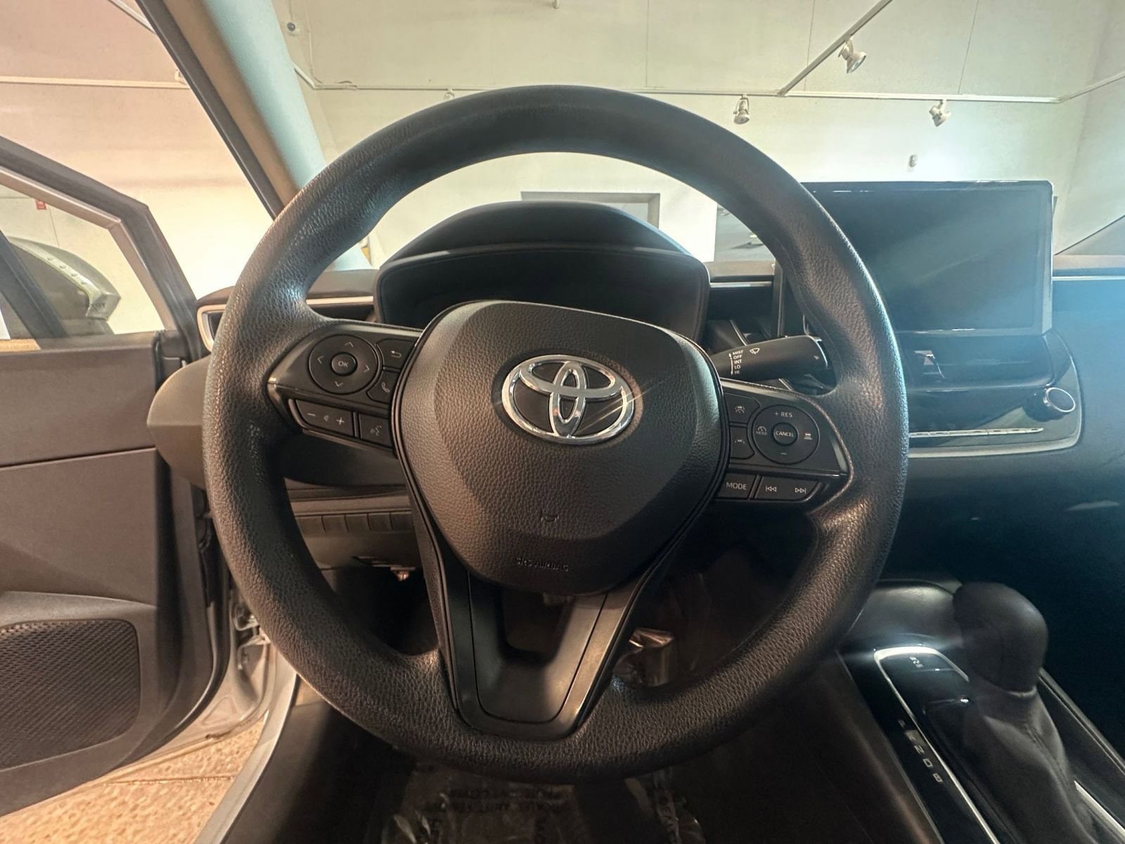 Thumbnail: 2024 Toyota Corolla - 25