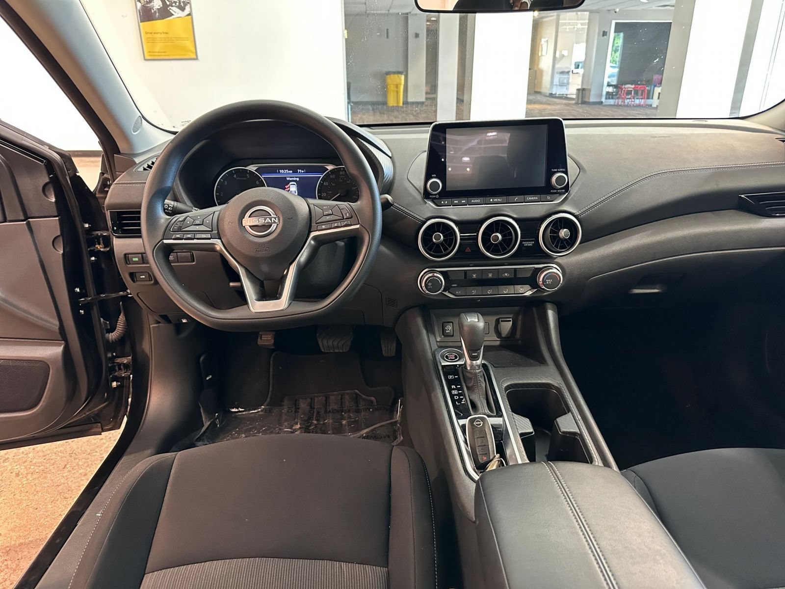 Thumbnail: 2025 Nissan Sentra - 33