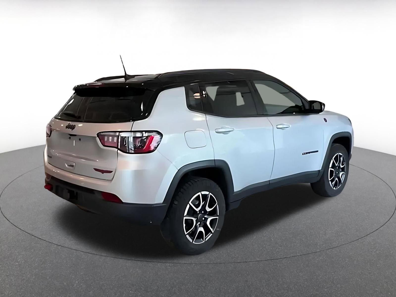 Thumbnail: 2025 Jeep Compass - 12