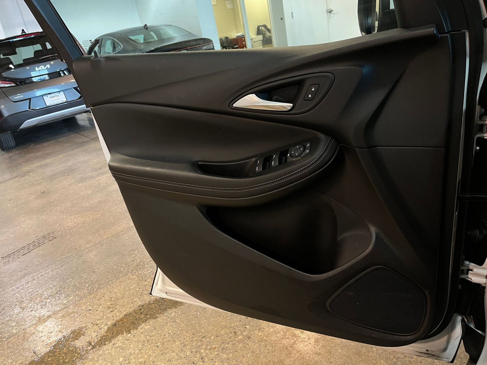 Thumbnail: 2025 Buick Encore GX - 18