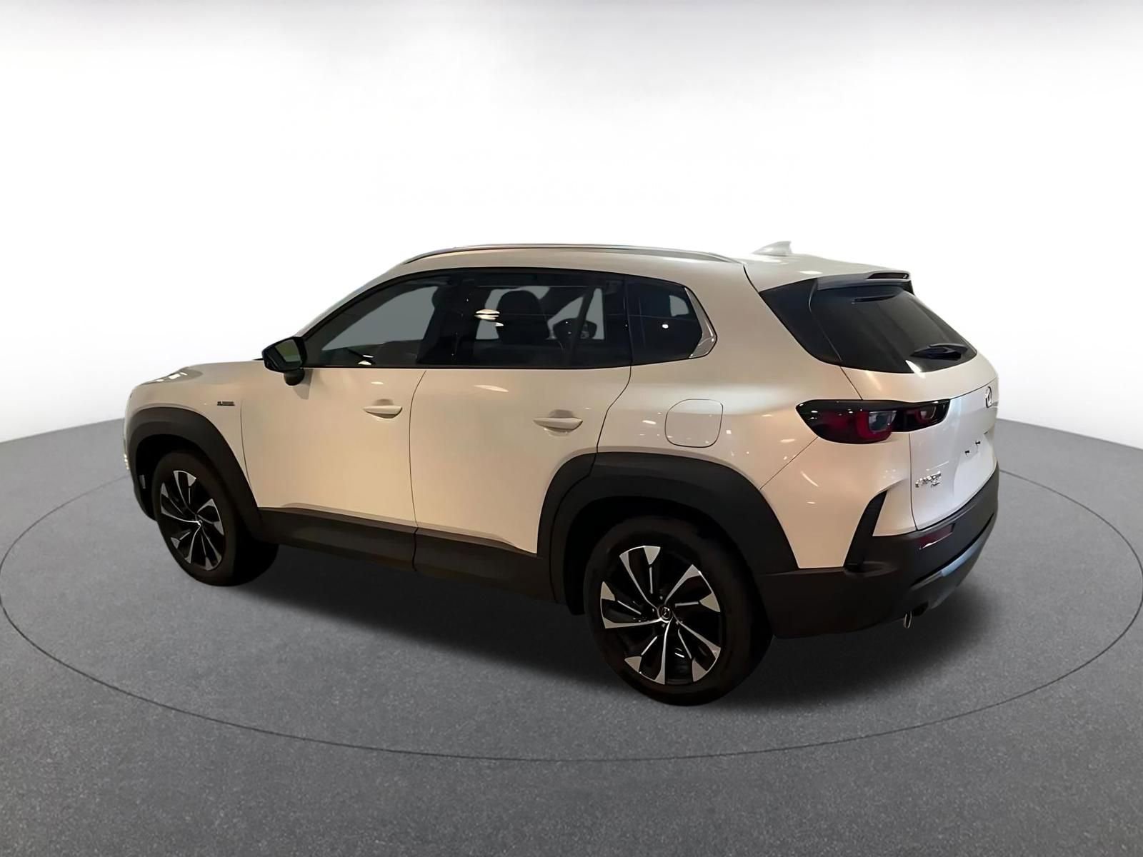 Thumbnail: 2025 Mazda CX-50 - 10