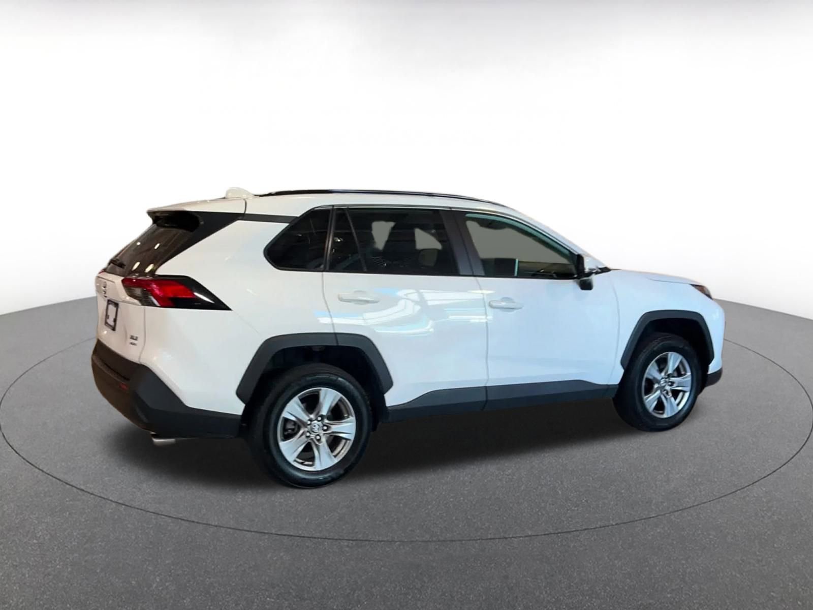 Thumbnail: 2024 Toyota RAV4 - 15