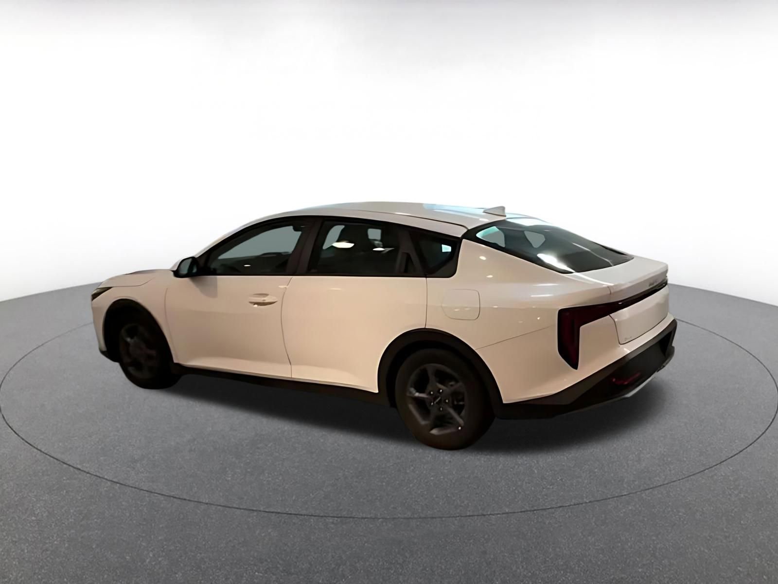 Thumbnail: 2025 Kia K4 - 15