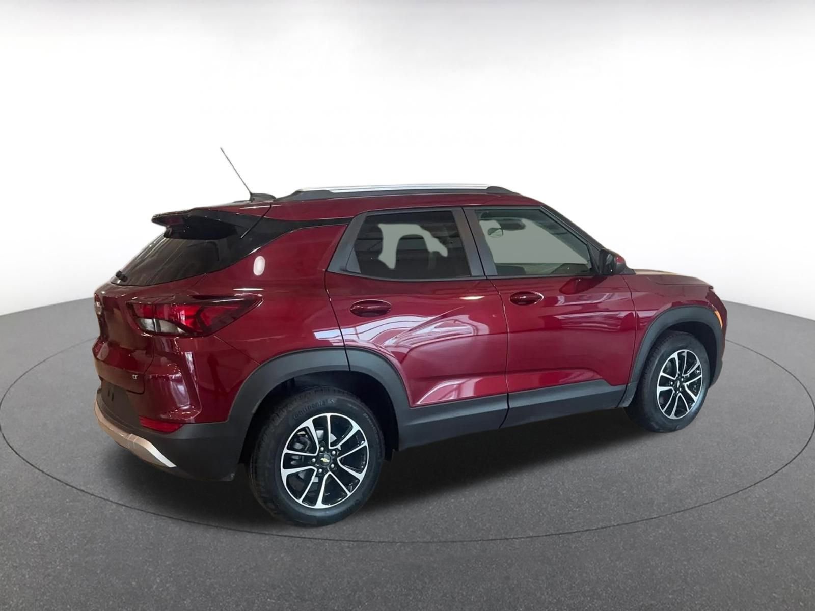 Thumbnail: 2025 Chevrolet TrailBlazer - 15