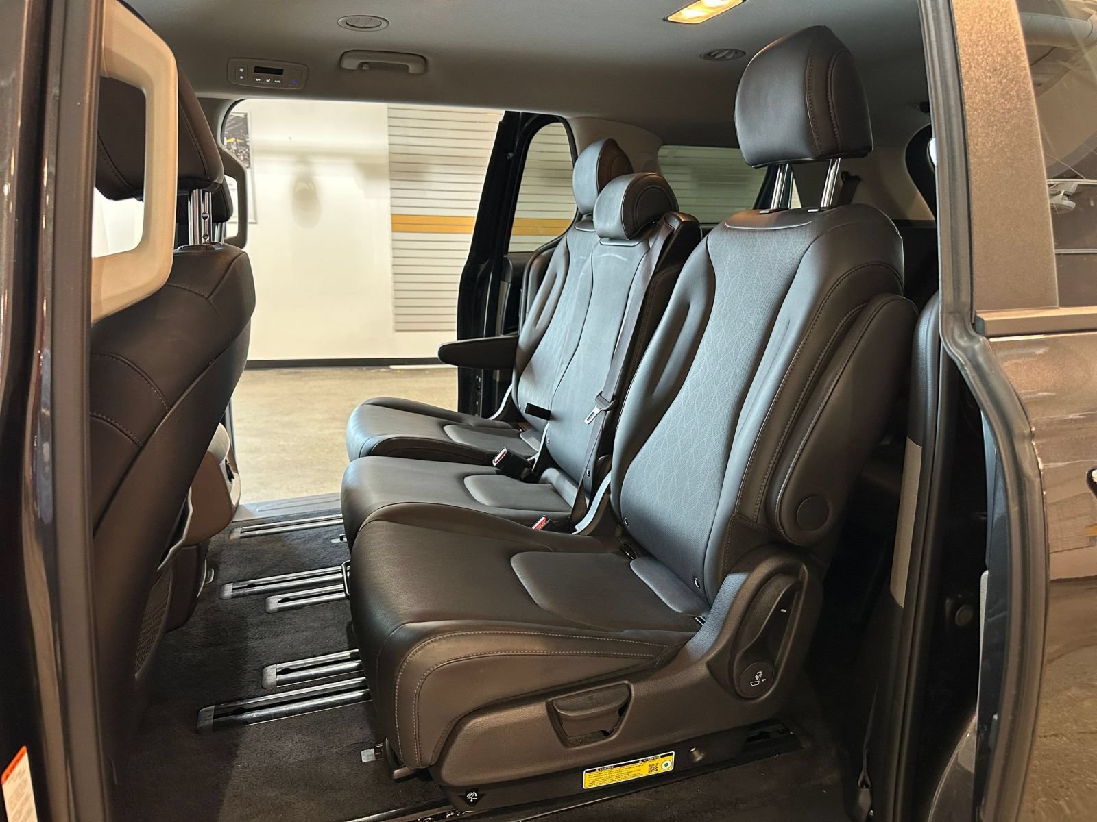 Thumbnail: 2026 Kia Carnival - 28