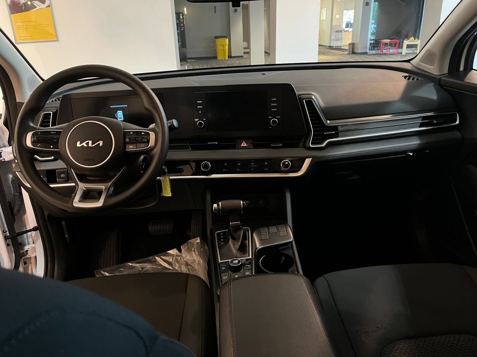 Thumbnail: 2025 Kia Sportage - 33