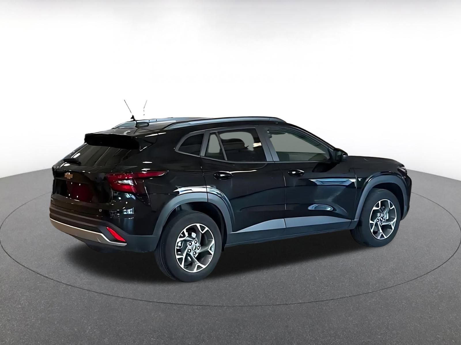 Thumbnail: 2025 Chevrolet Trax - 15