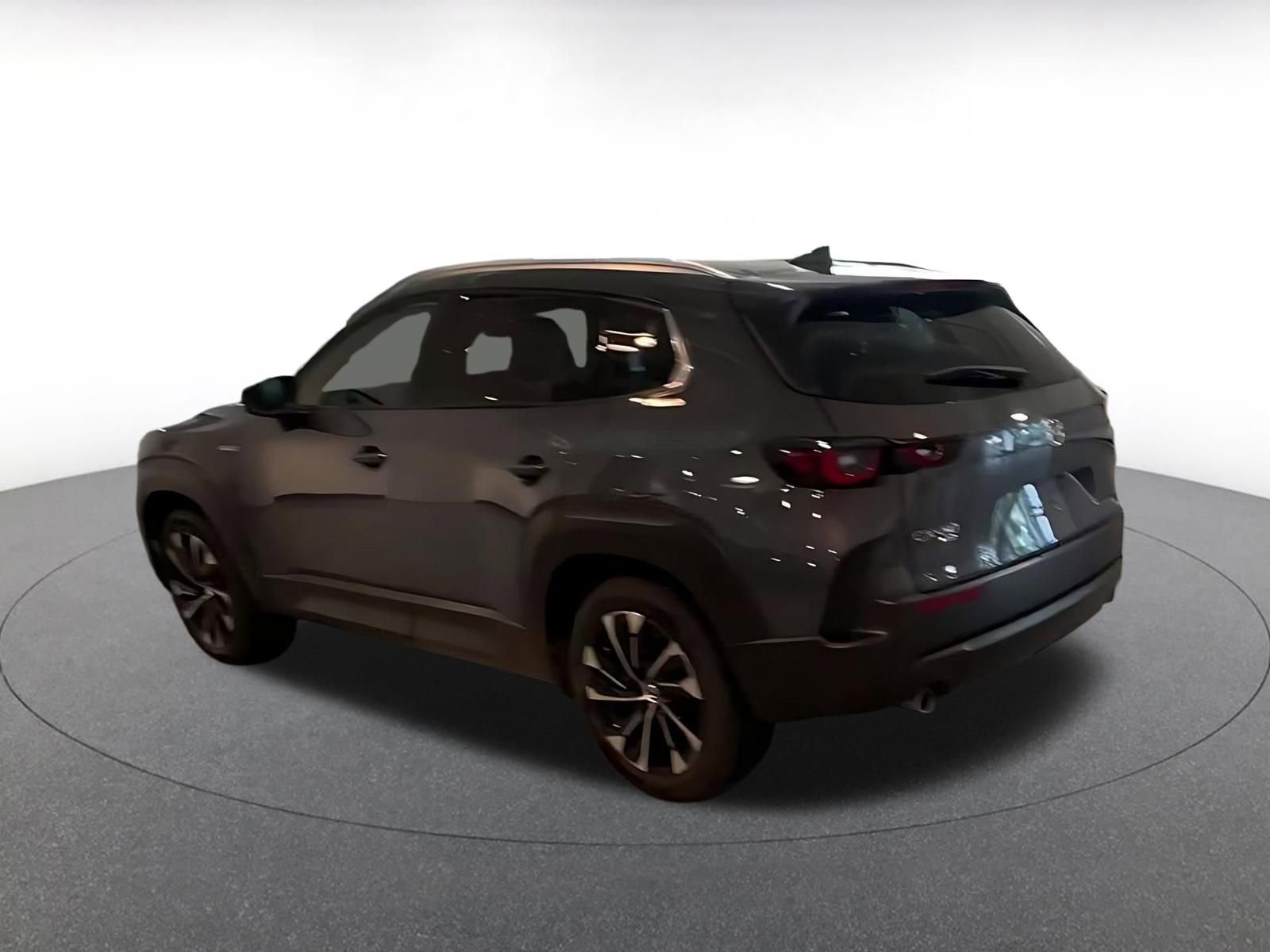 Thumbnail: 2025 Mazda CX-50 - 10