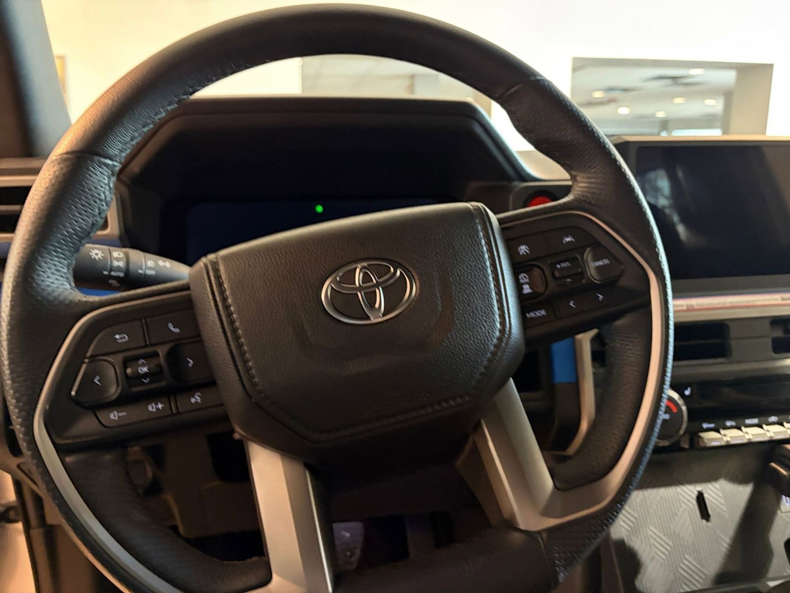 Thumbnail: 2025 Toyota Tacoma - 28