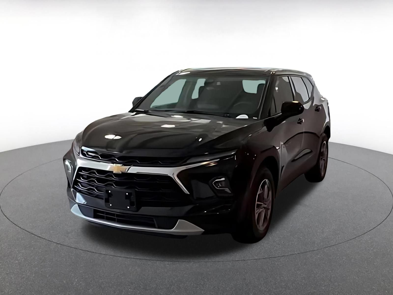 Thumbnail: 2026 Chevrolet Blazer - 4