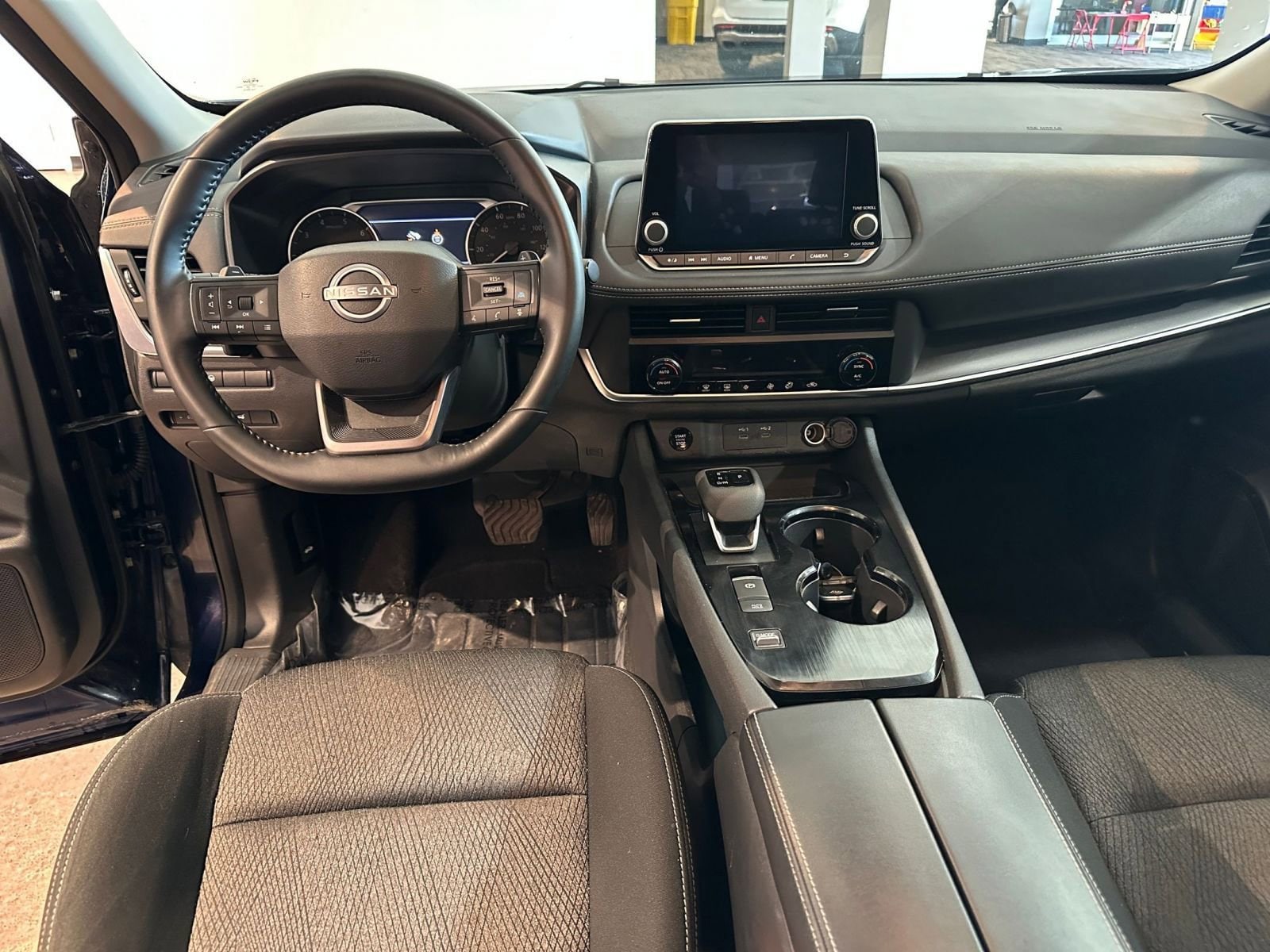Thumbnail: 2025 Nissan Rogue - 35