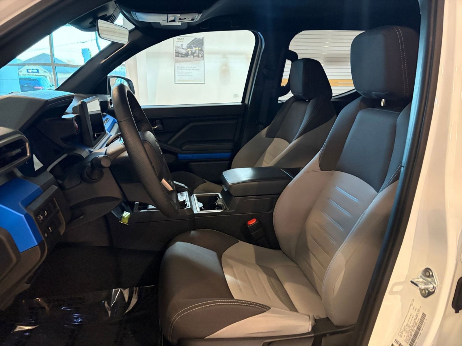 Thumbnail: 2025 Toyota Tacoma - 25