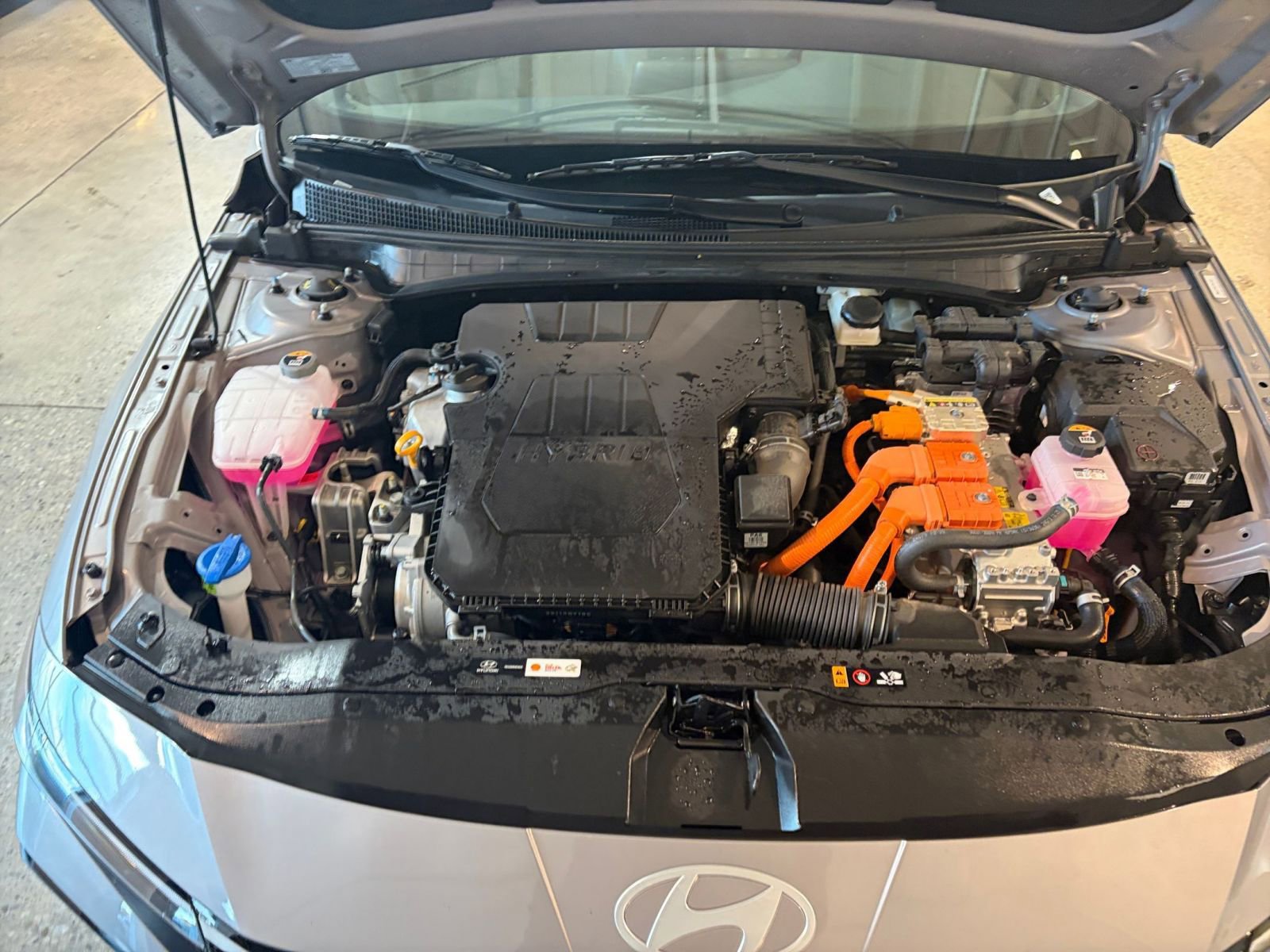 Thumbnail: 2025 Hyundai Elantra - 32