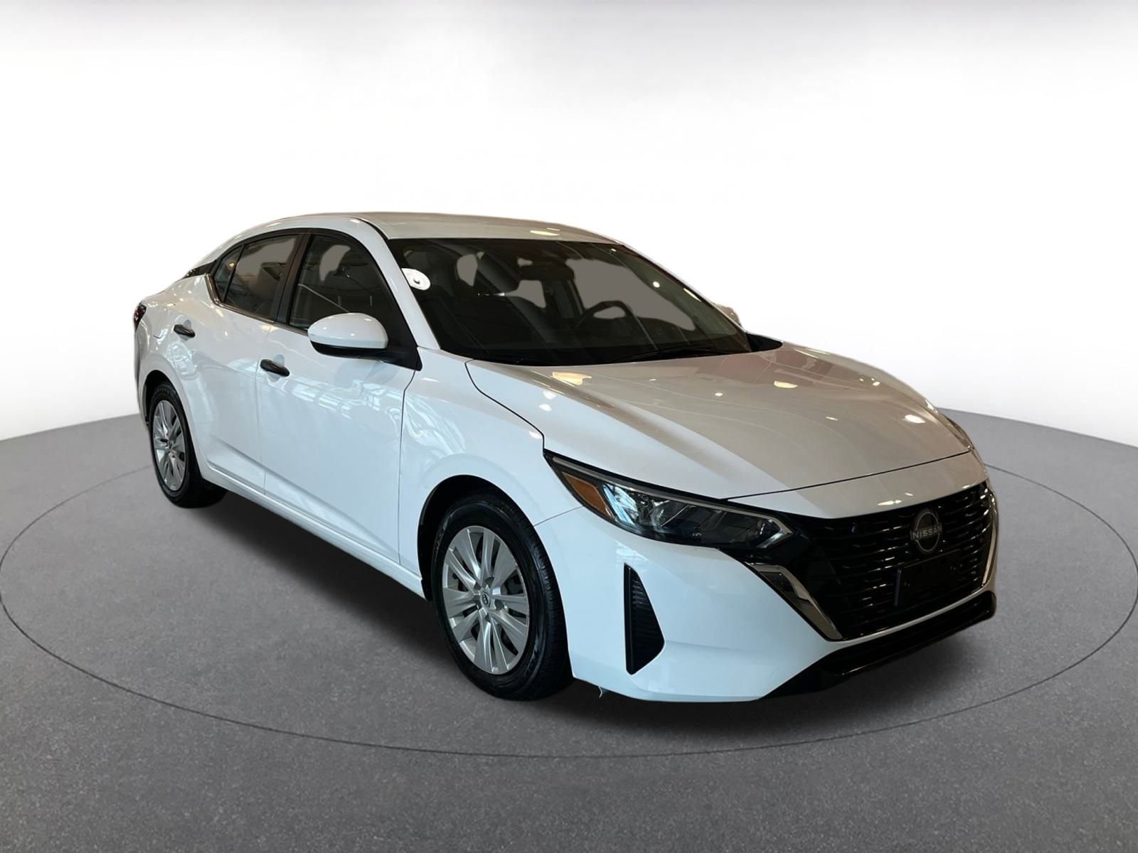 Thumbnail: 2024 Nissan Sentra - 1