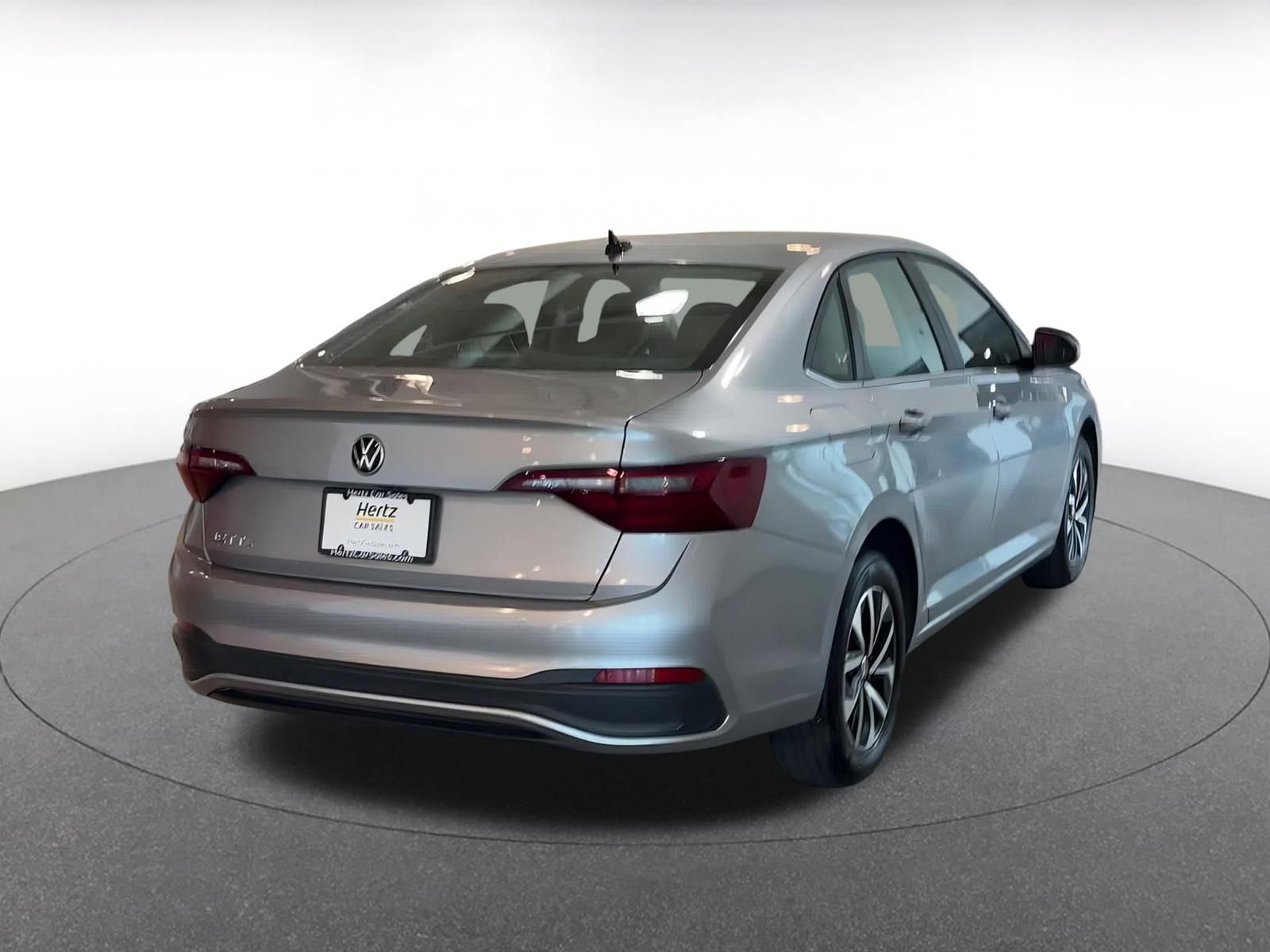 Thumbnail: 2024 Volkswagen Jetta - 14