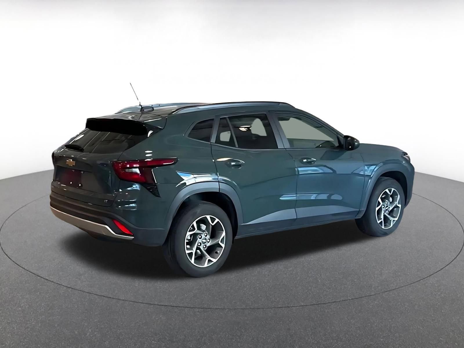 Thumbnail: 2025 Chevrolet Trax - 14