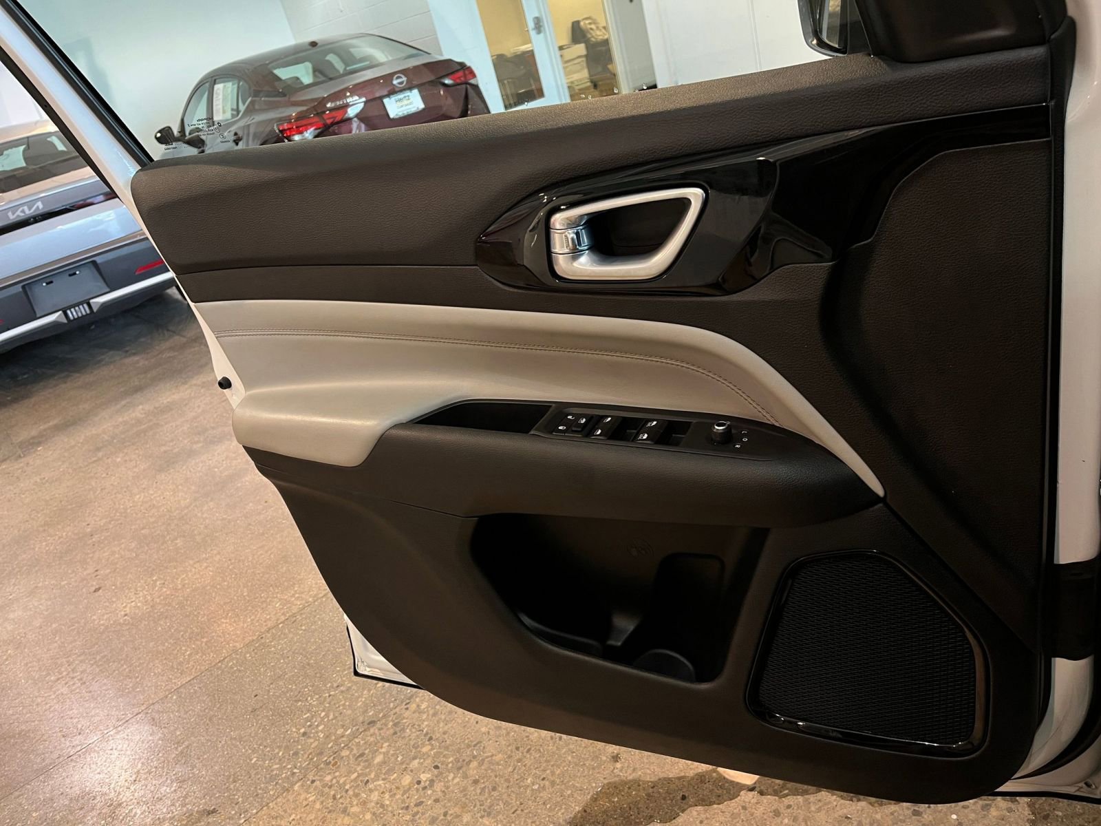 Thumbnail: 2025 Jeep Compass - 18