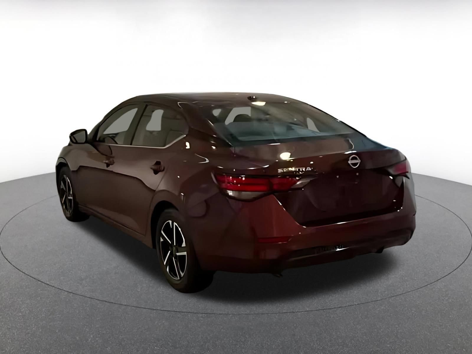 Thumbnail: 2025 Nissan Sentra - 11
