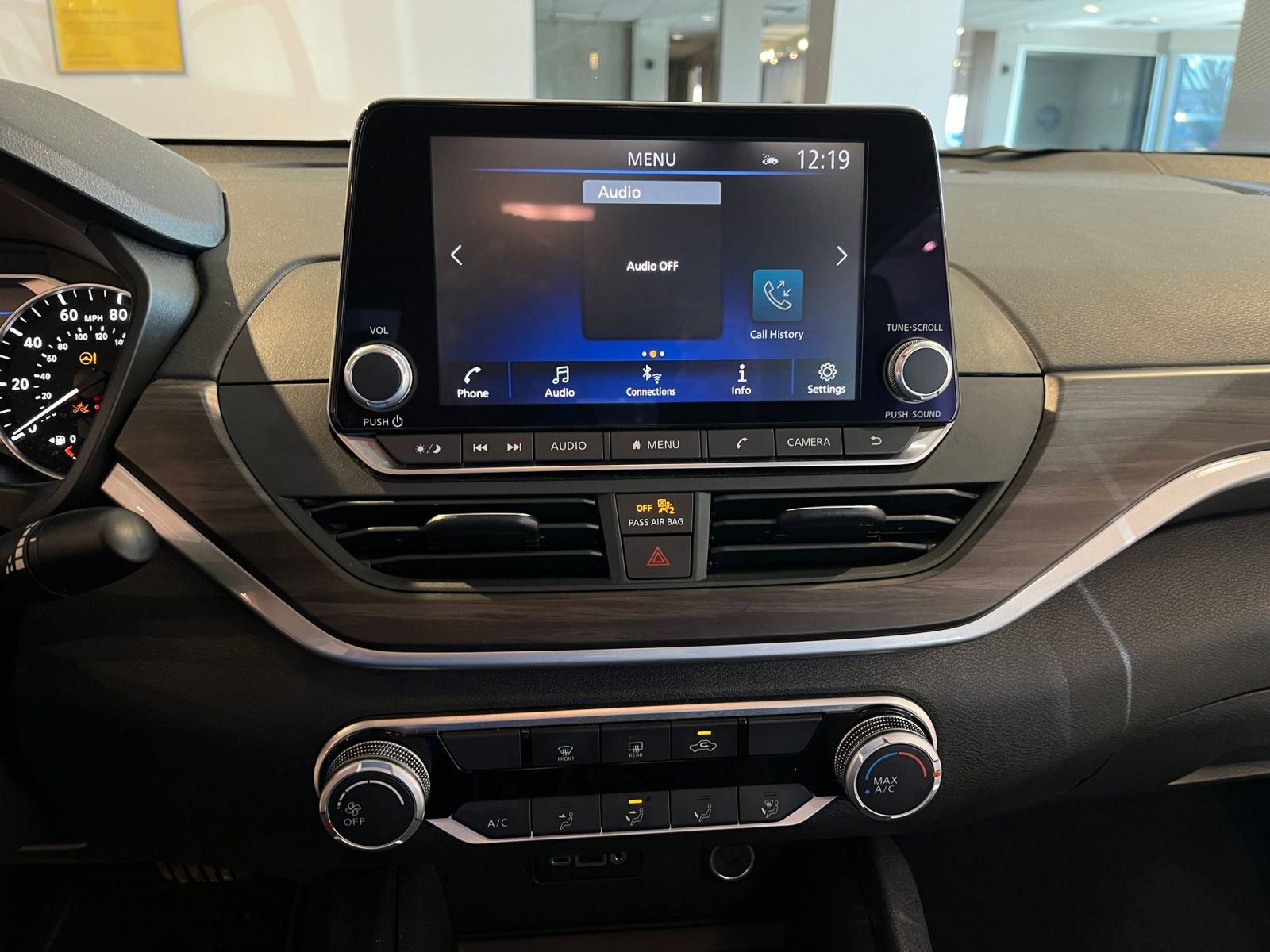 Thumbnail: 2025 Nissan Altima - 21