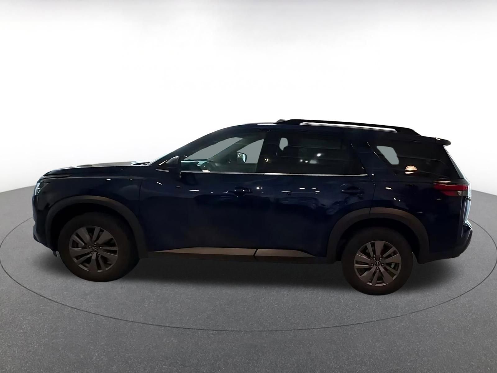 Thumbnail: 2025 Nissan Pathfinder - 8