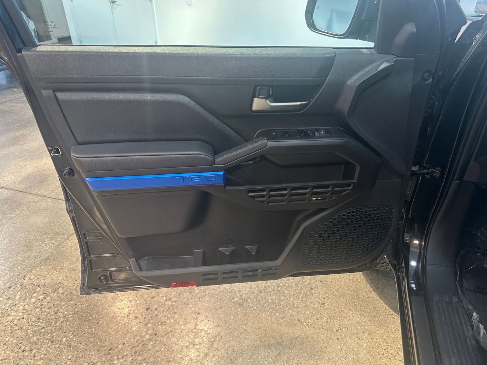 Thumbnail: 2025 Toyota Tacoma - 20