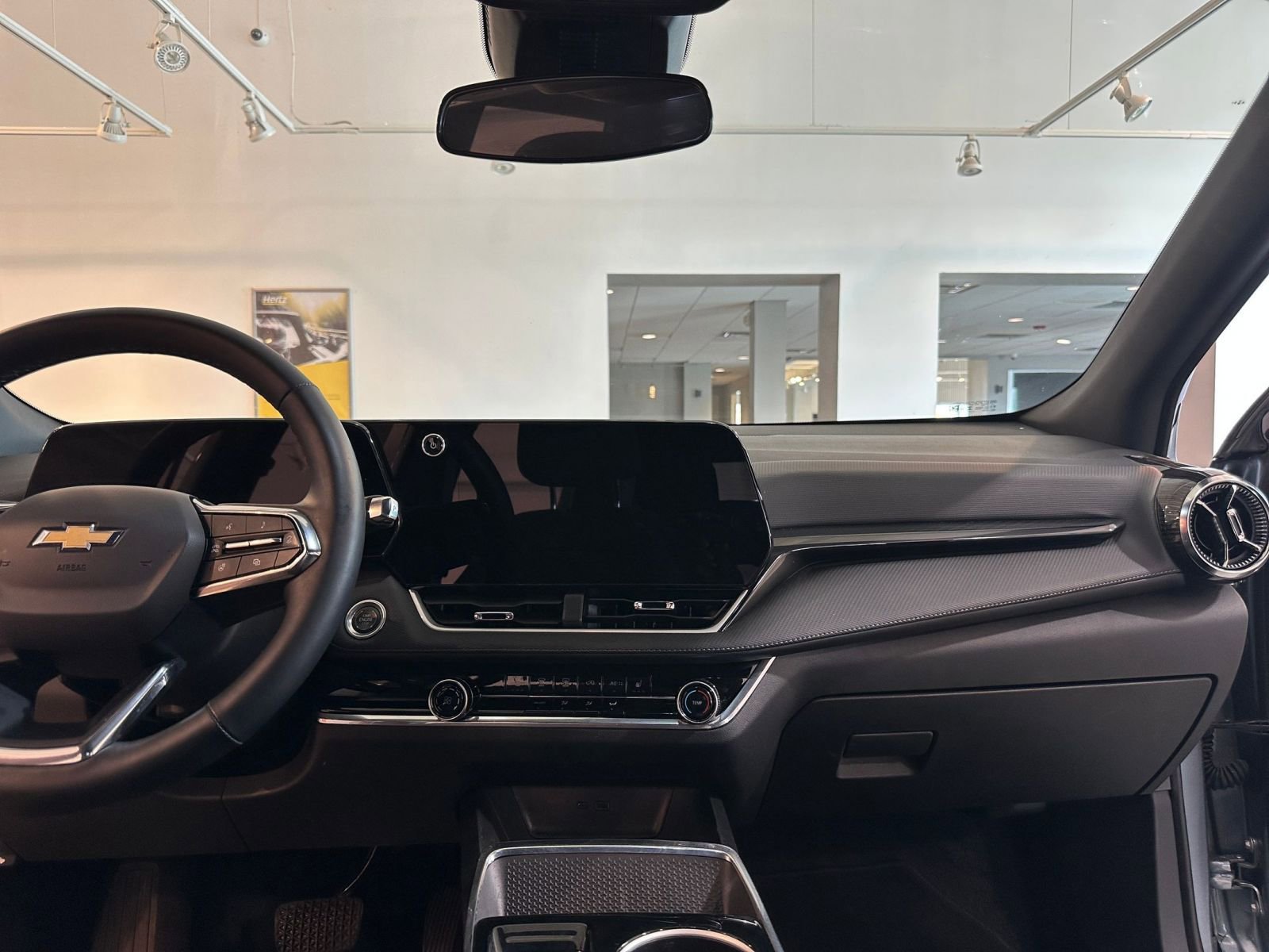 Thumbnail: 2025 Chevrolet Equinox - 35