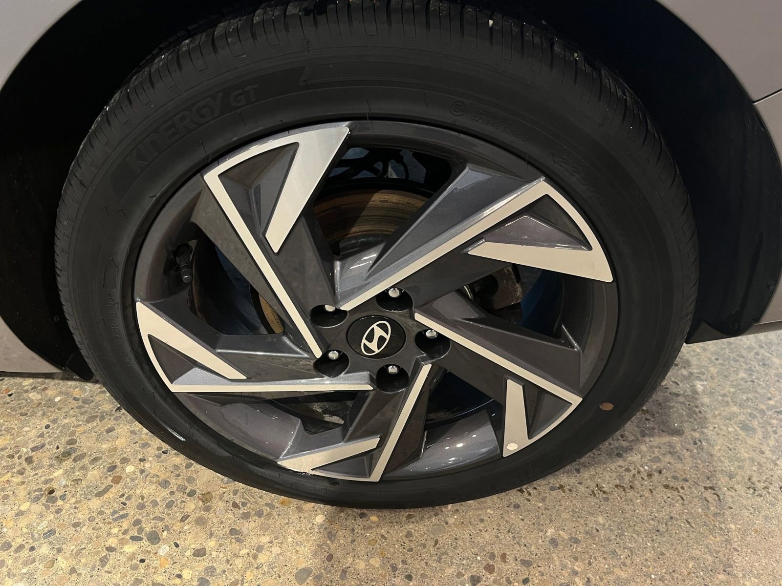 Thumbnail: 2025 Hyundai Elantra - 31