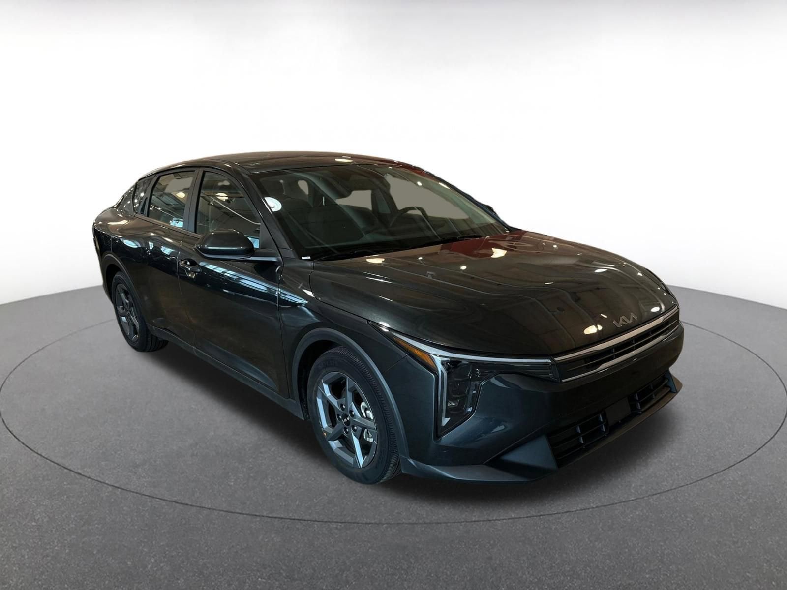 Thumbnail: 2025 Kia K4 - 1