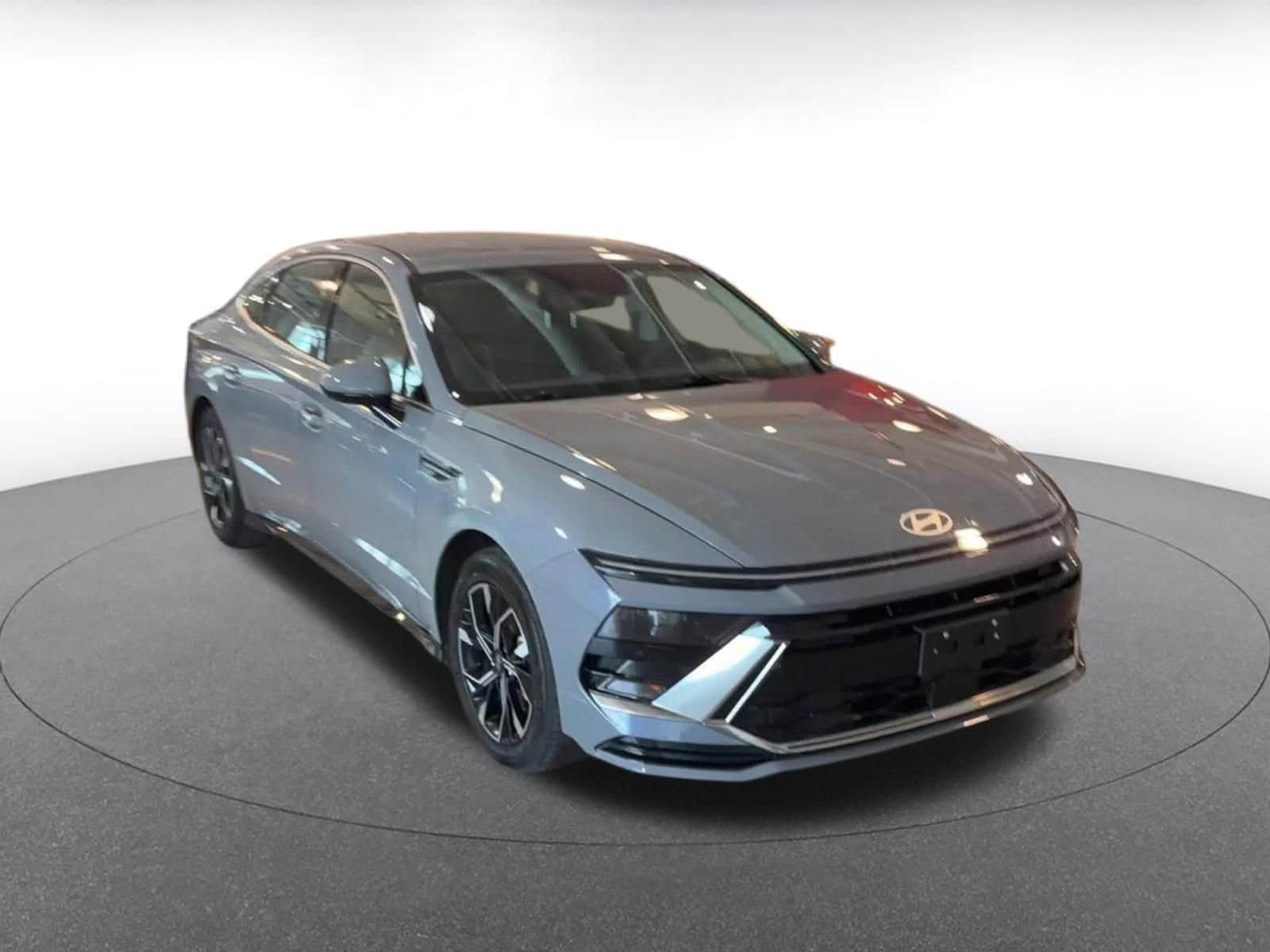 Thumbnail: 2025 Hyundai Sonata - 3