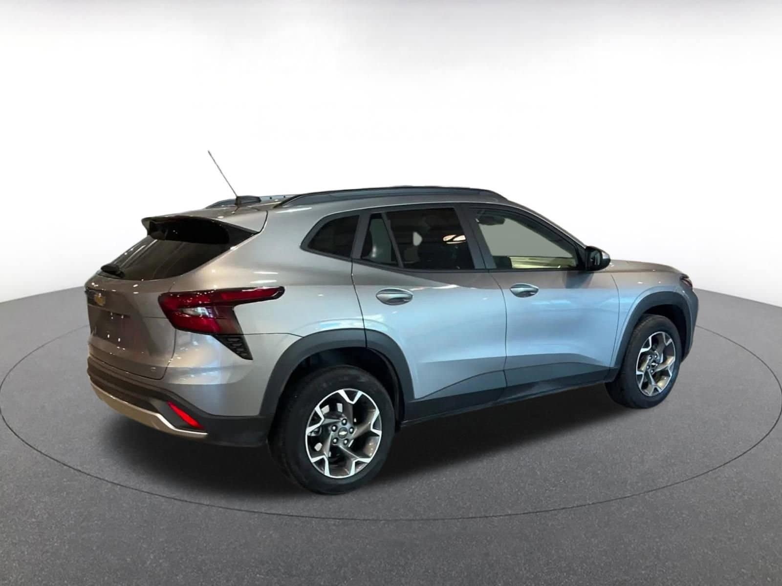 Thumbnail: 2025 Chevrolet Trax - 15