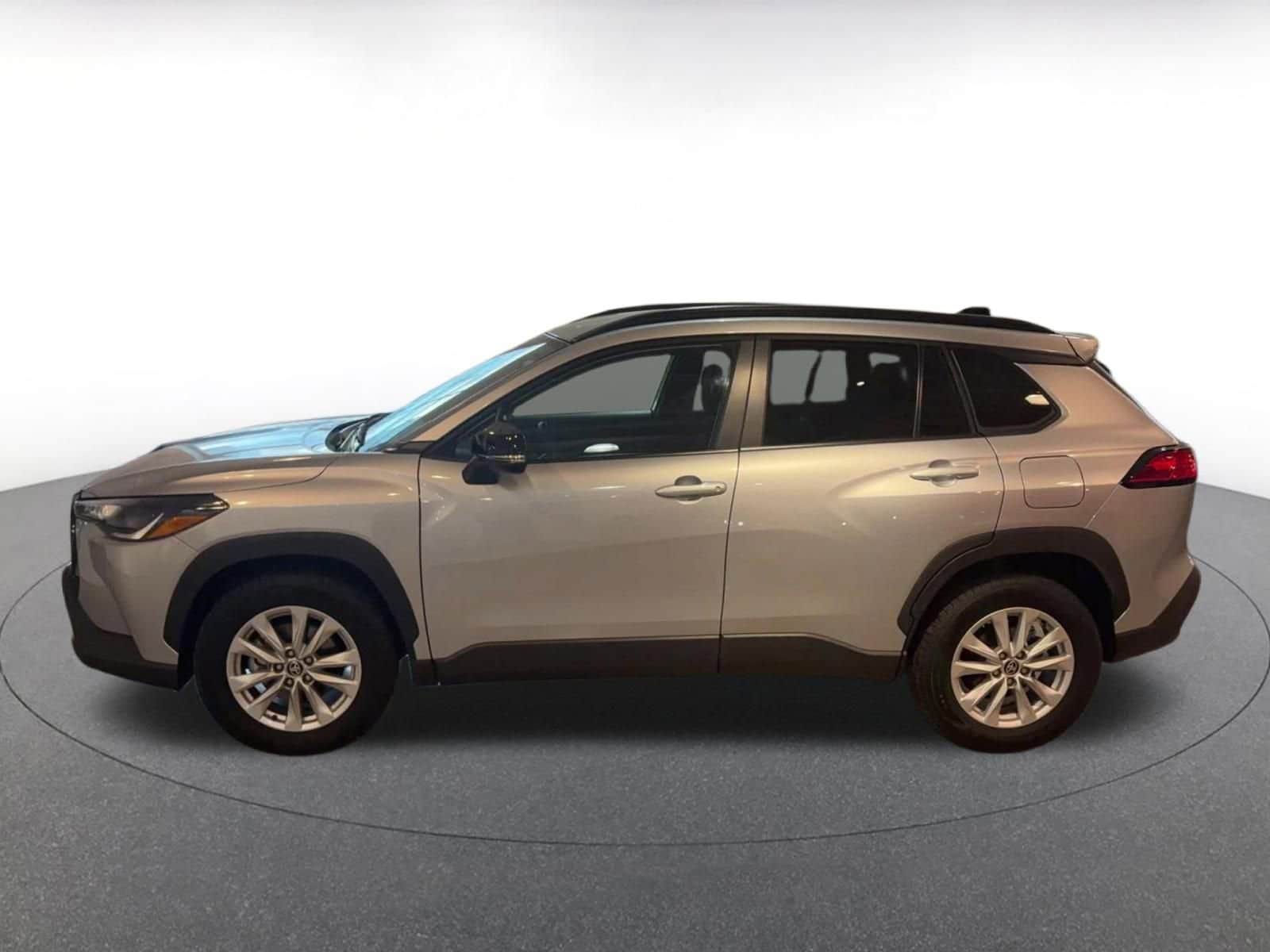 Thumbnail: 2025 Toyota Corolla Cross - 9