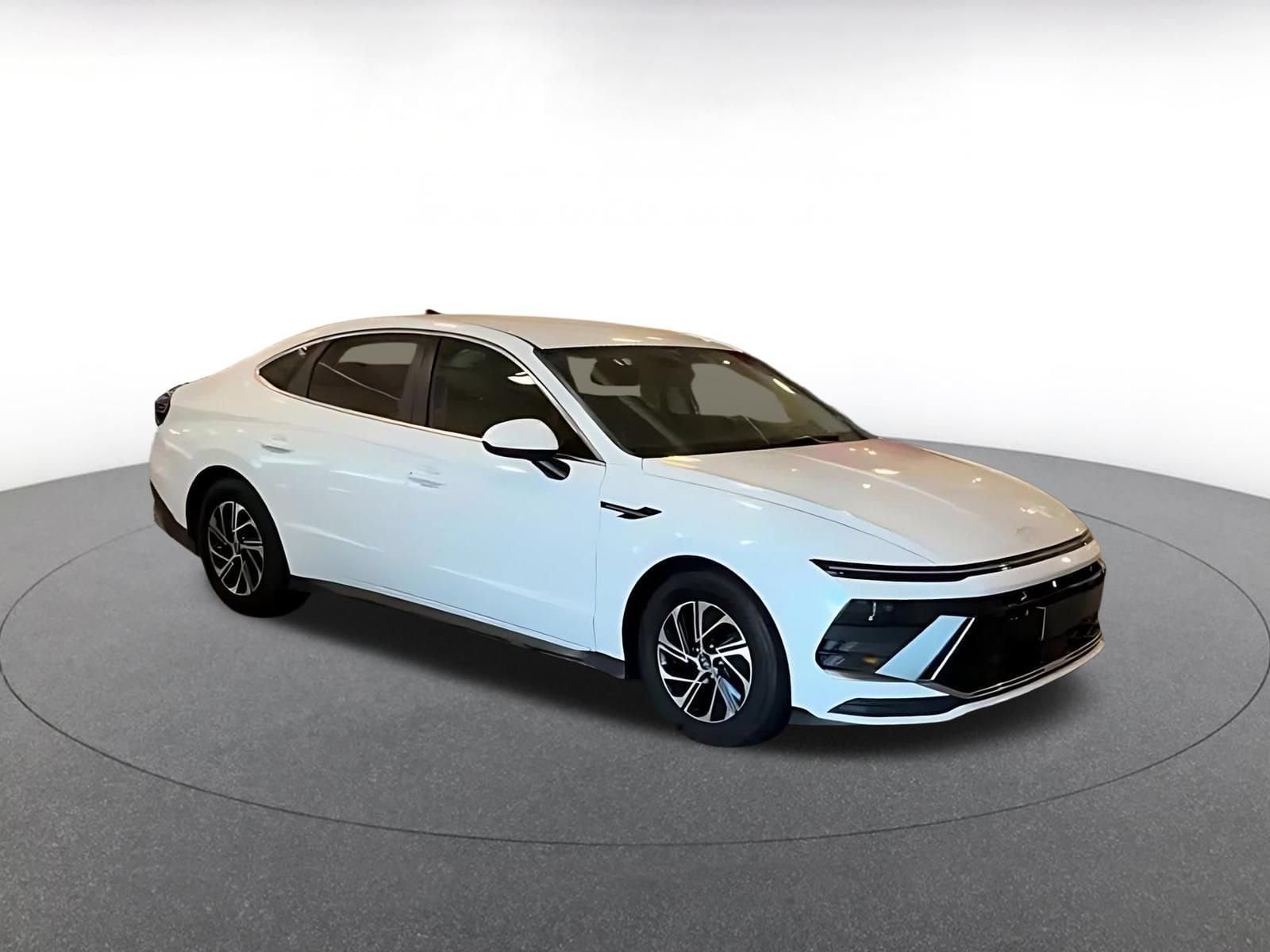 Thumbnail: 2026 Hyundai Sonata - 2