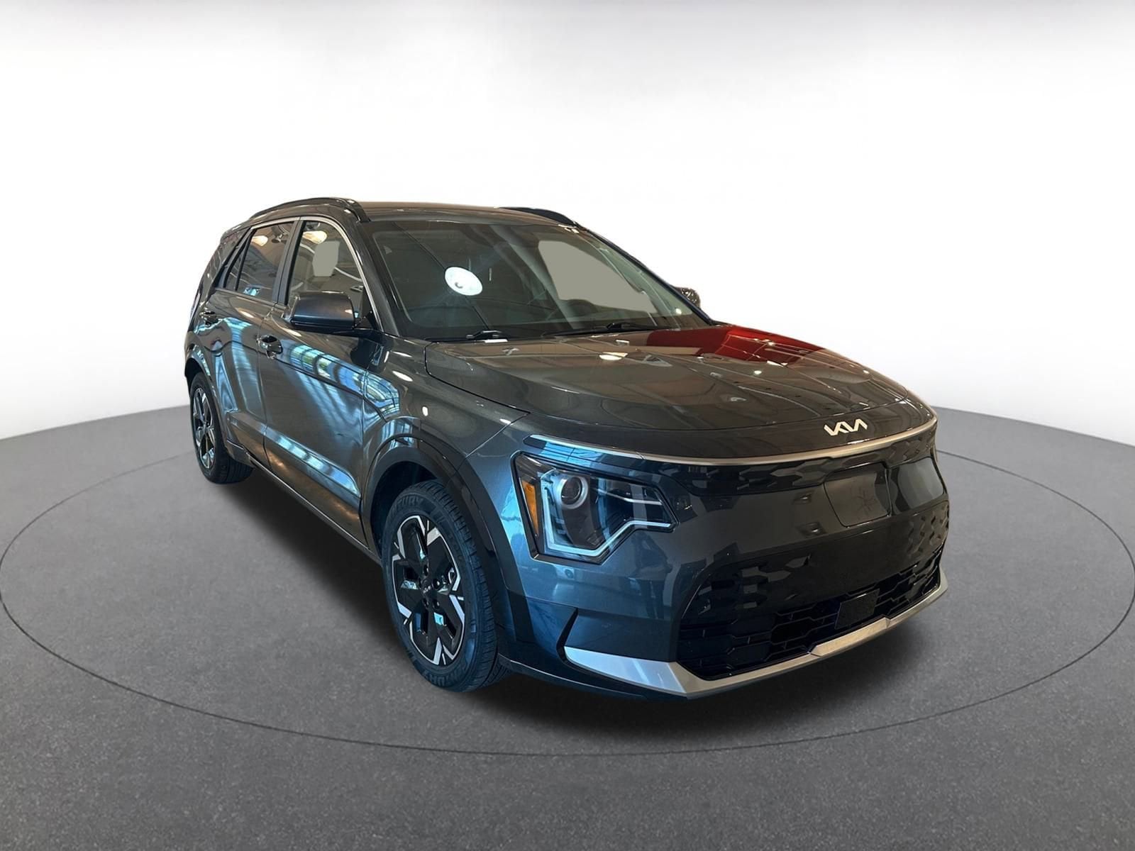 Thumbnail: 2023 Kia Niro - 1