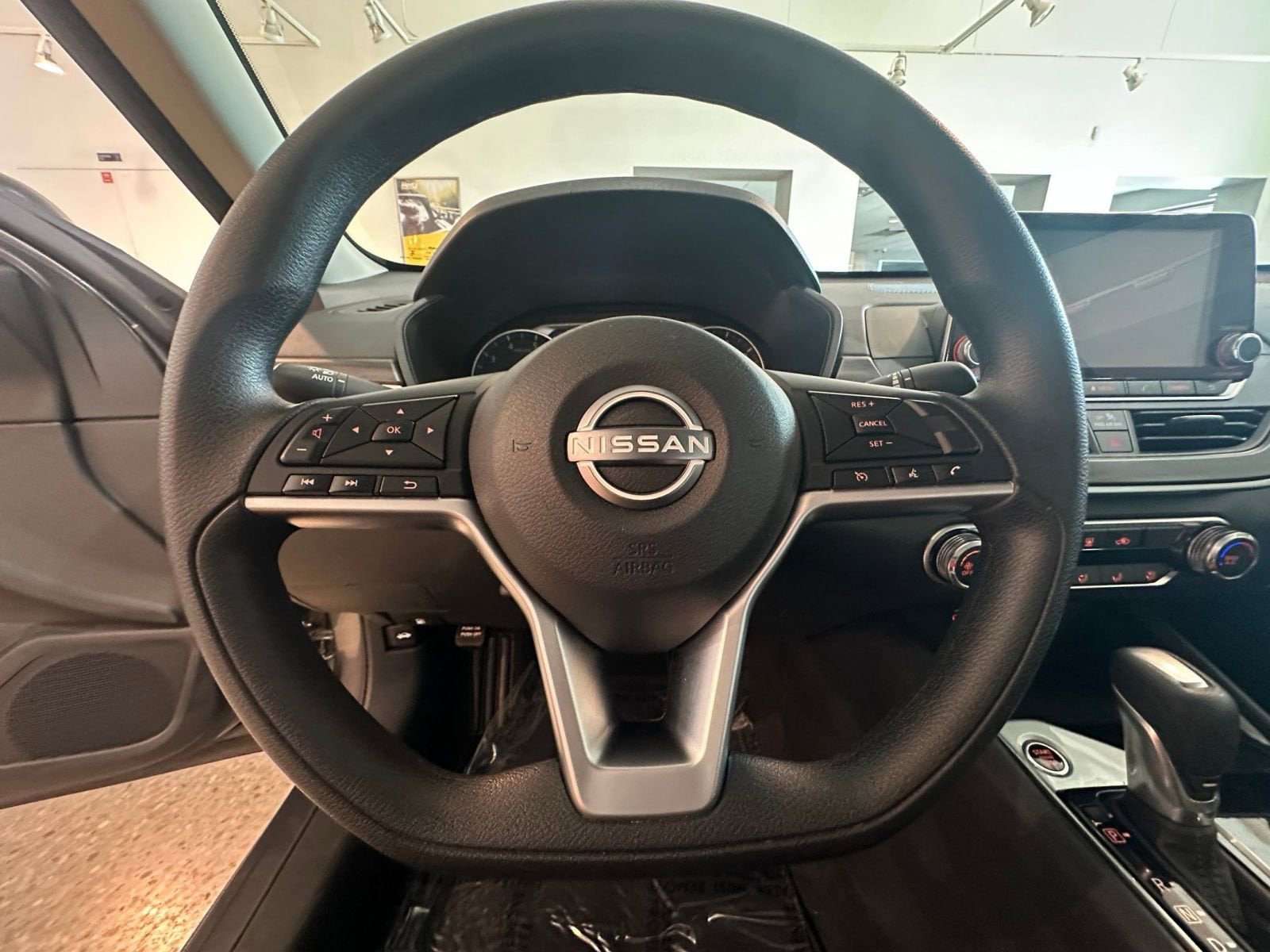 Thumbnail: 2024 Nissan Altima - 28