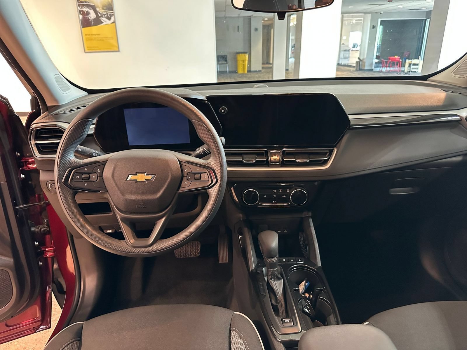 Thumbnail: 2025 Chevrolet TrailBlazer - 33