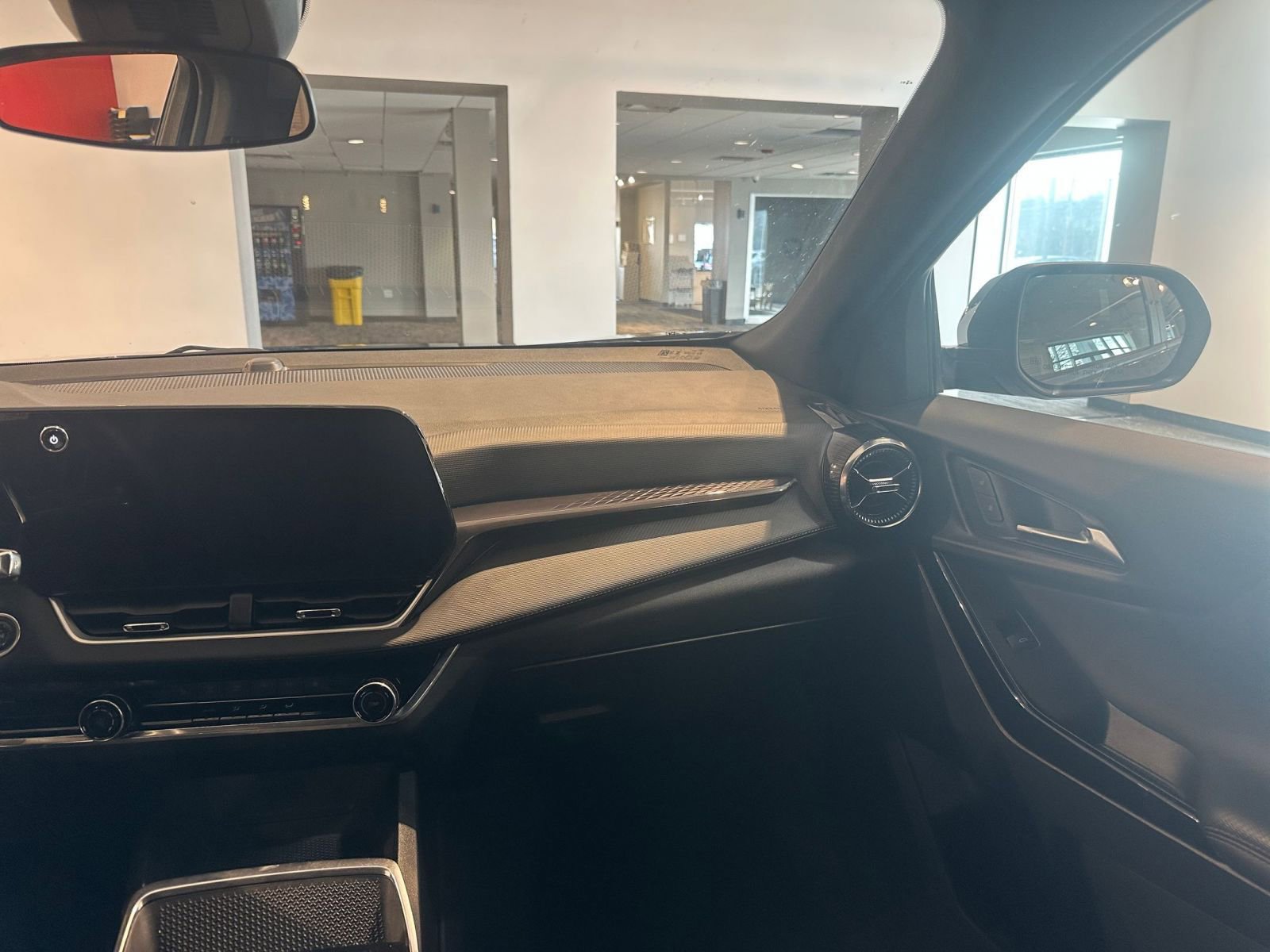 Thumbnail: 2025 Chevrolet Equinox - 35