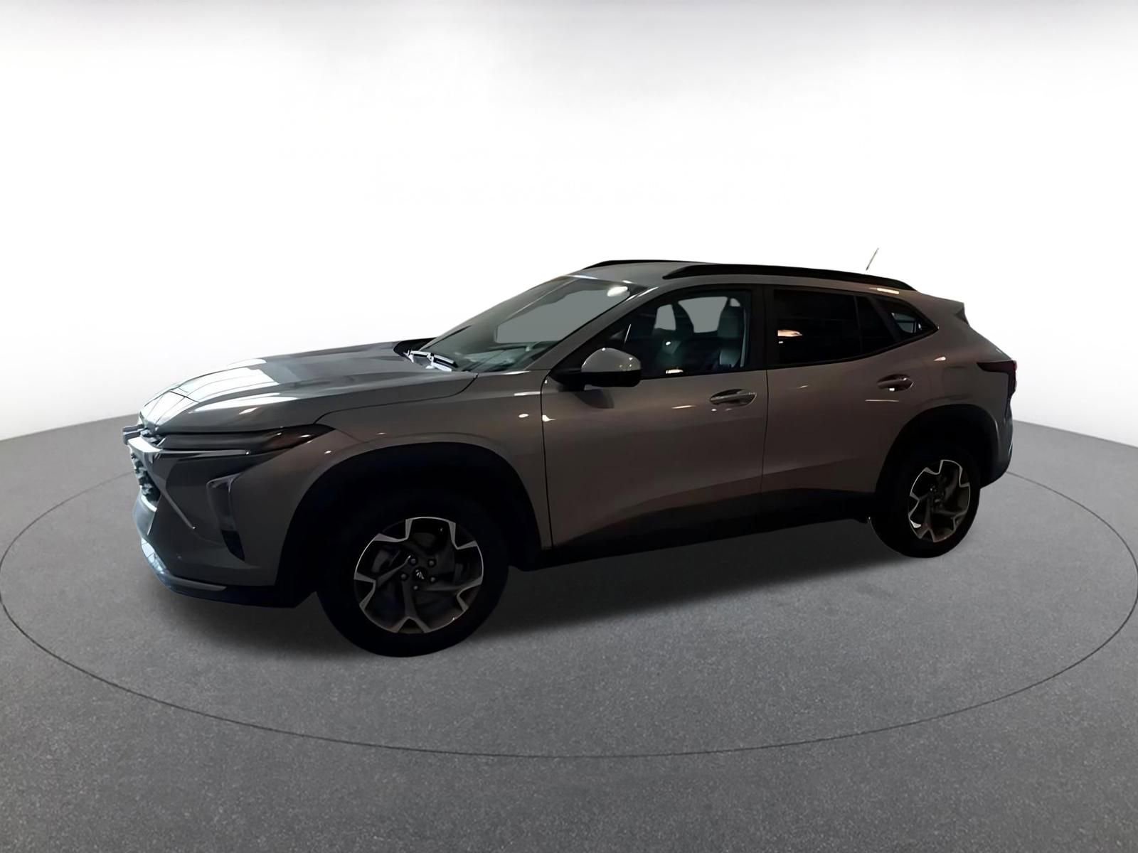 Thumbnail: 2025 Chevrolet Trax - 7