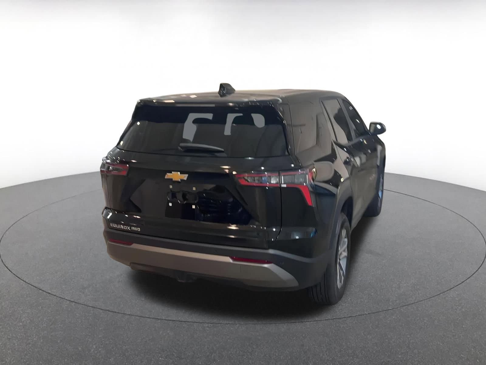 Thumbnail: 2025 Chevrolet Equinox - 14