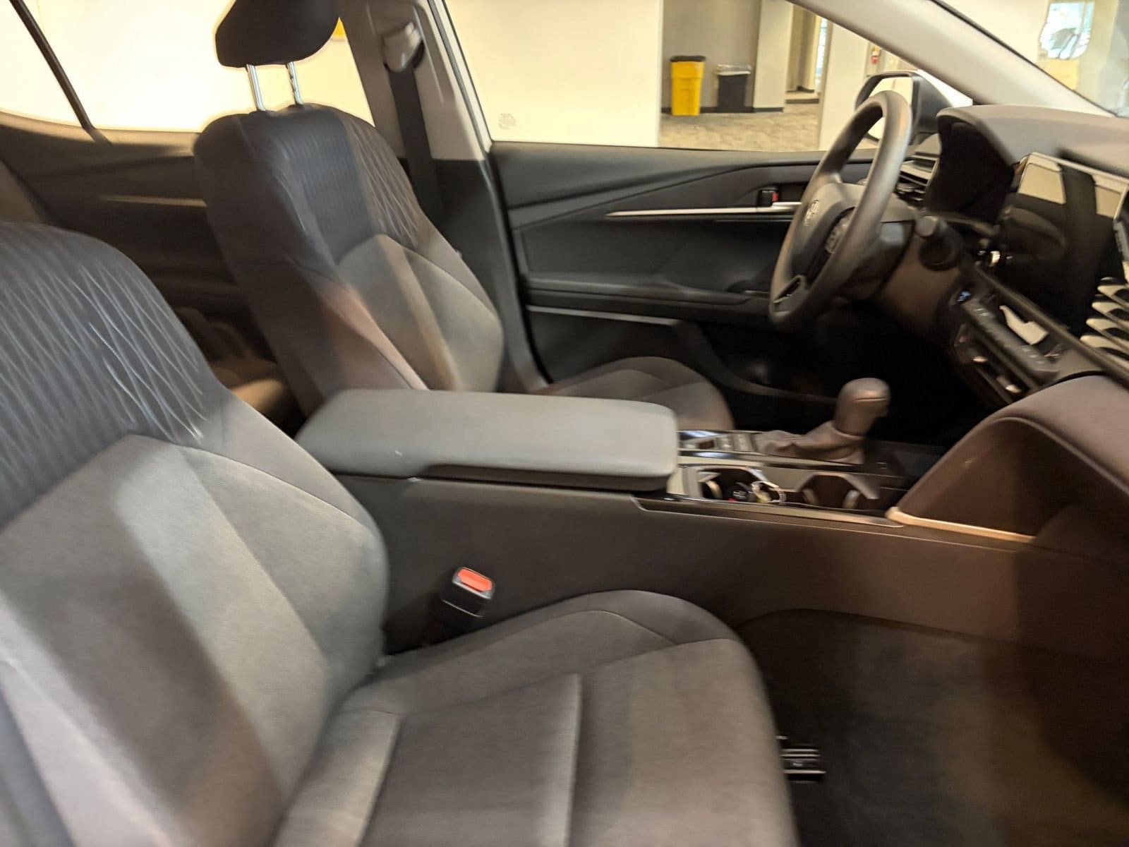 Thumbnail: 2025 Toyota Camry - 35