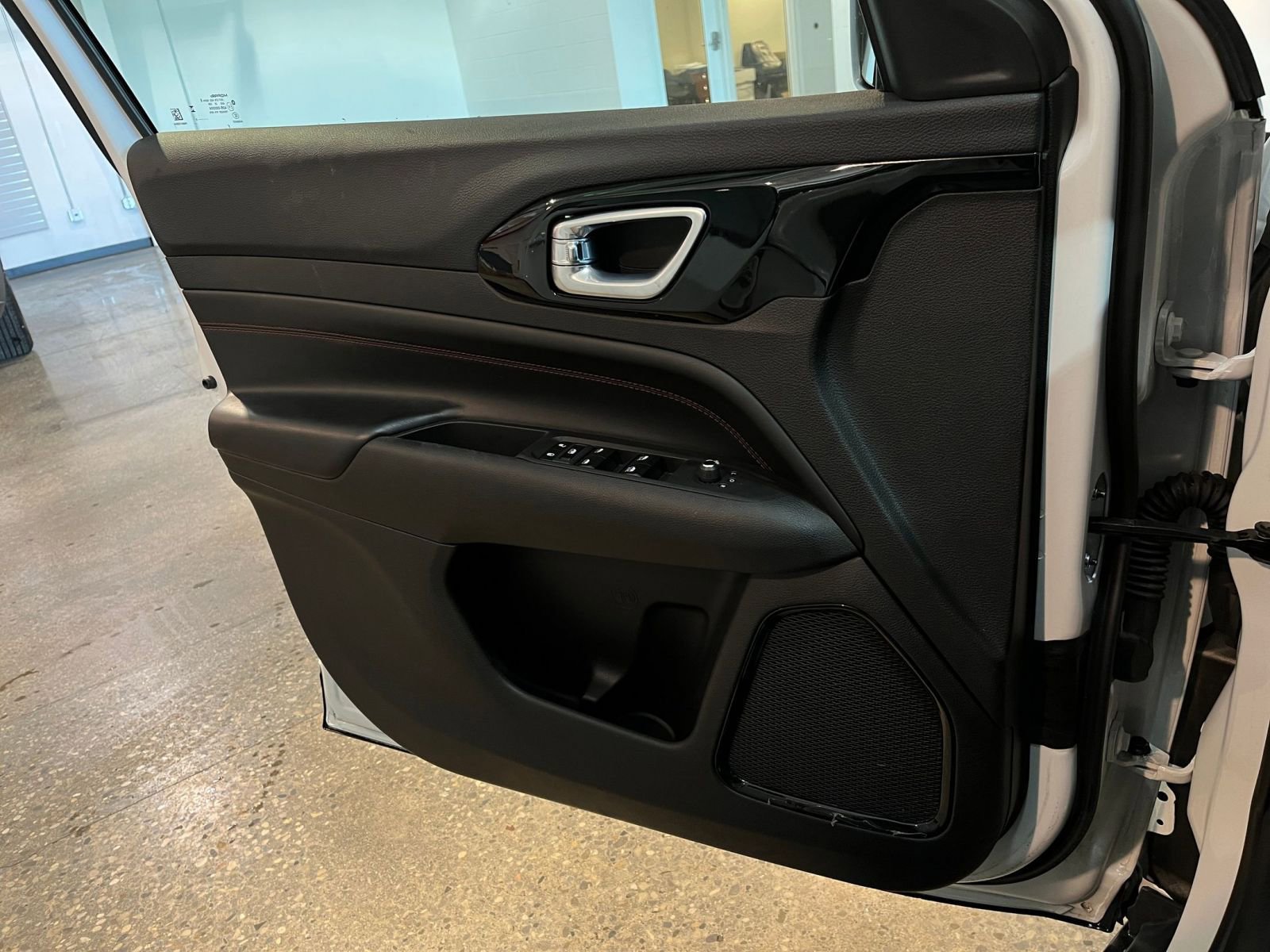 Thumbnail: 2025 Jeep Compass - 18