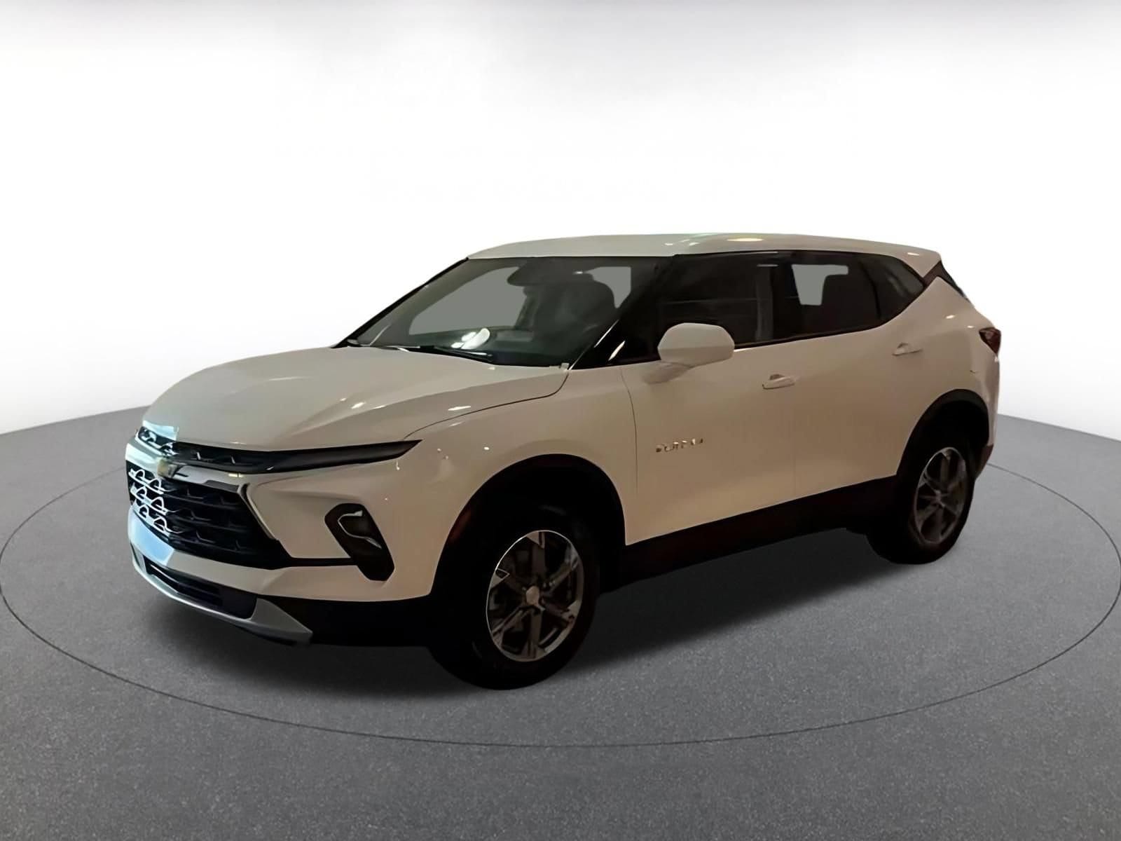 Thumbnail: 2026 Chevrolet Blazer - 8