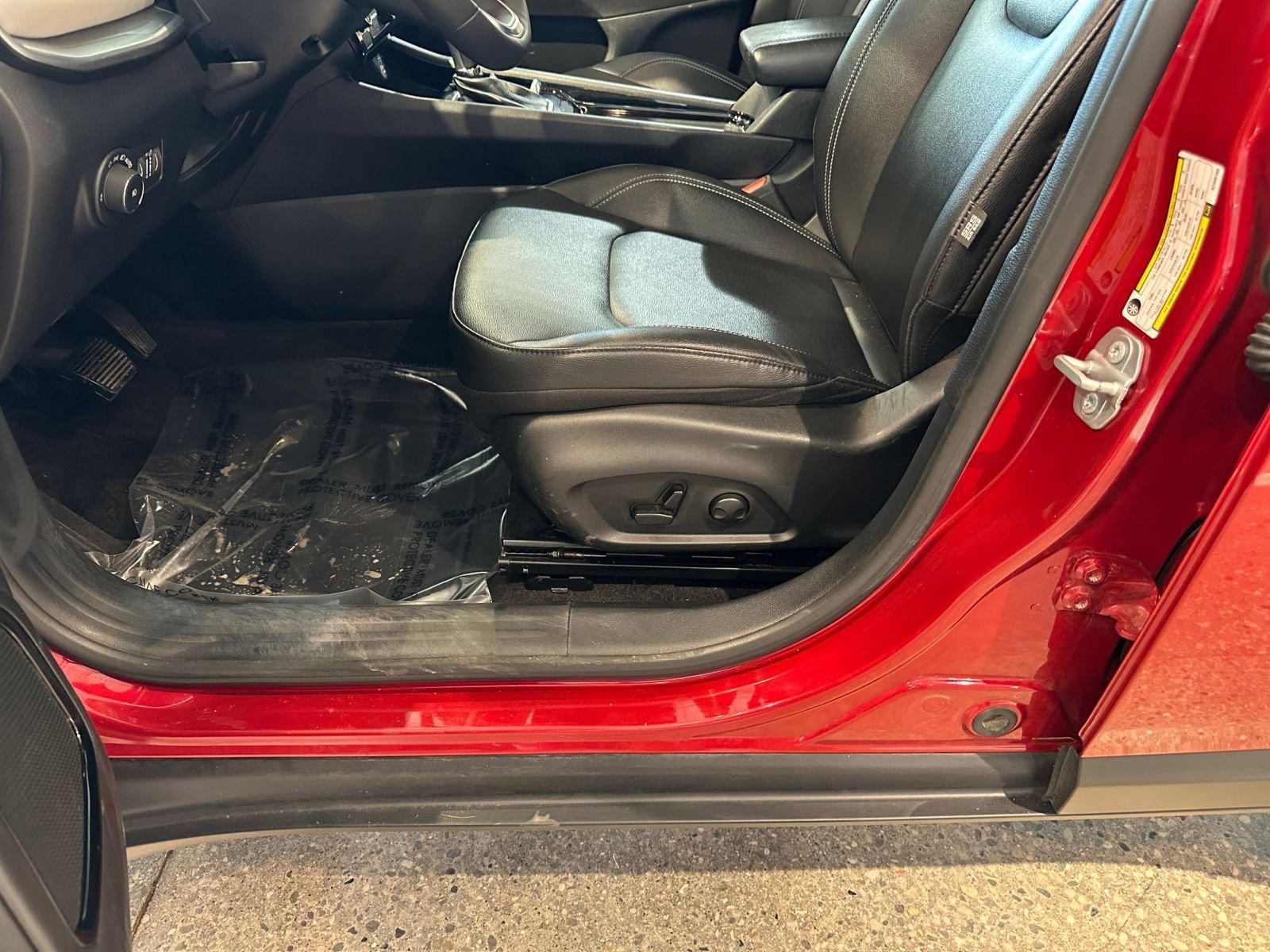 Thumbnail: 2025 Jeep Compass - 23