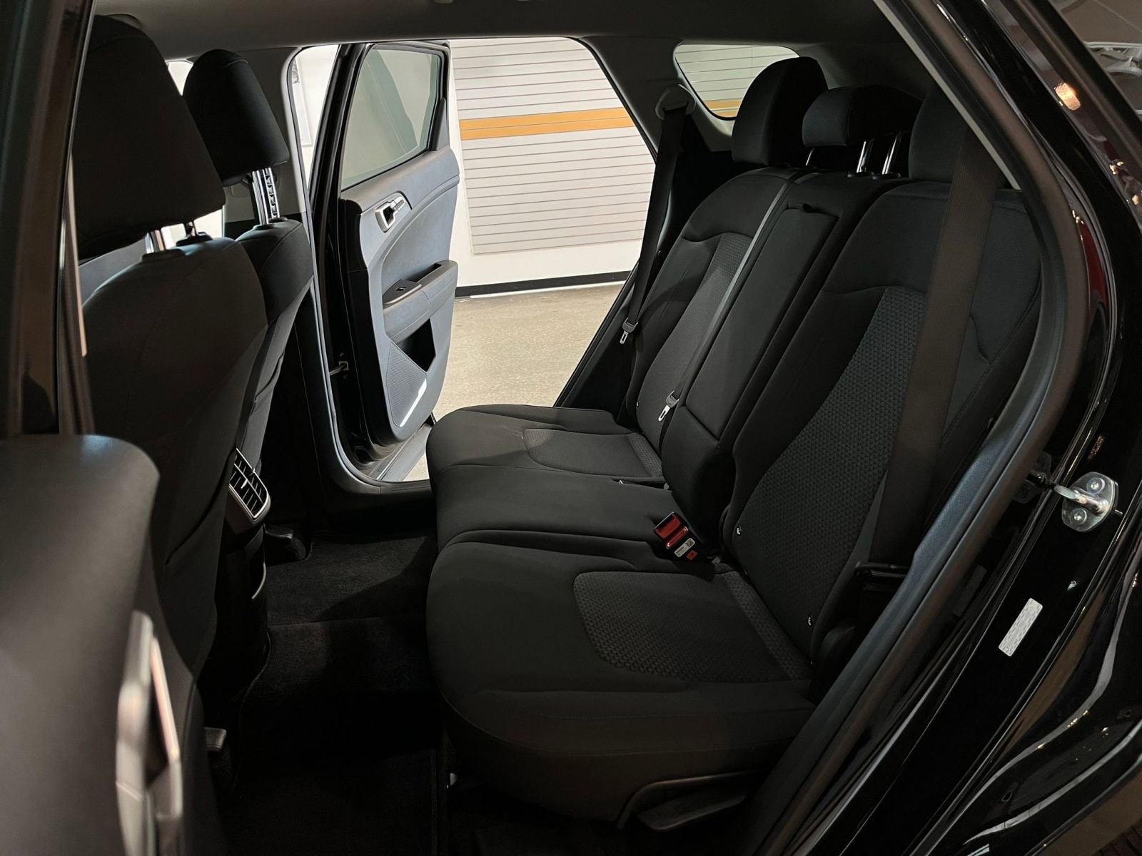 Thumbnail: 2025 Kia Sportage - 25