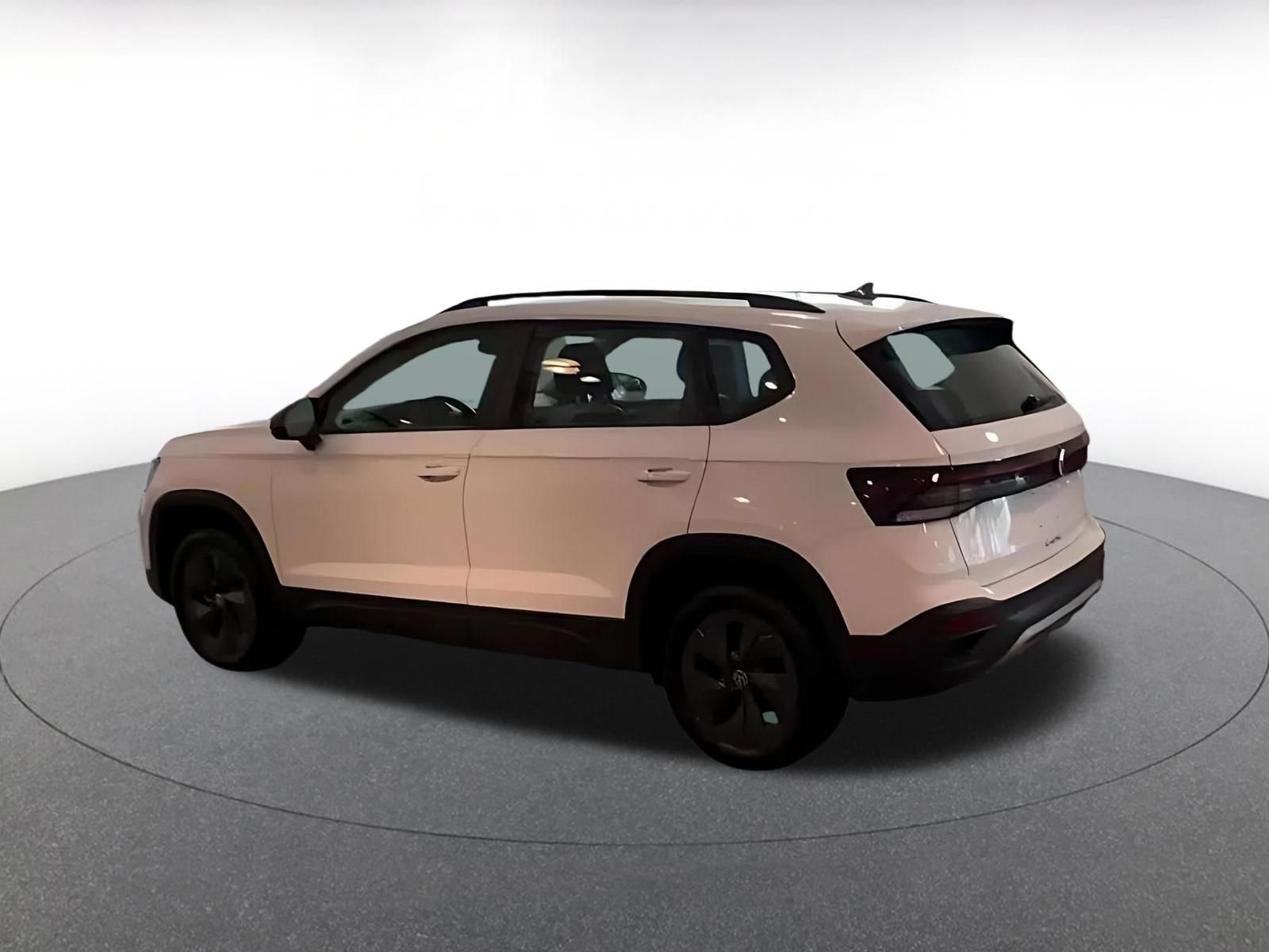 Thumbnail: 2026 Volkswagen Taos - 10