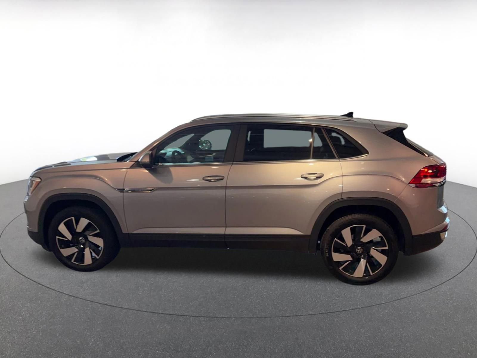 Thumbnail: 2025 Volkswagen Atlas - 9