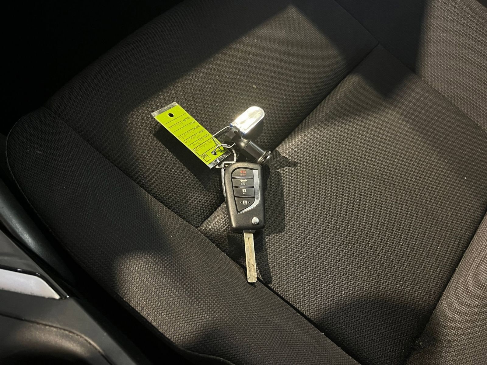 Thumbnail: 2025 Toyota Corolla - 22