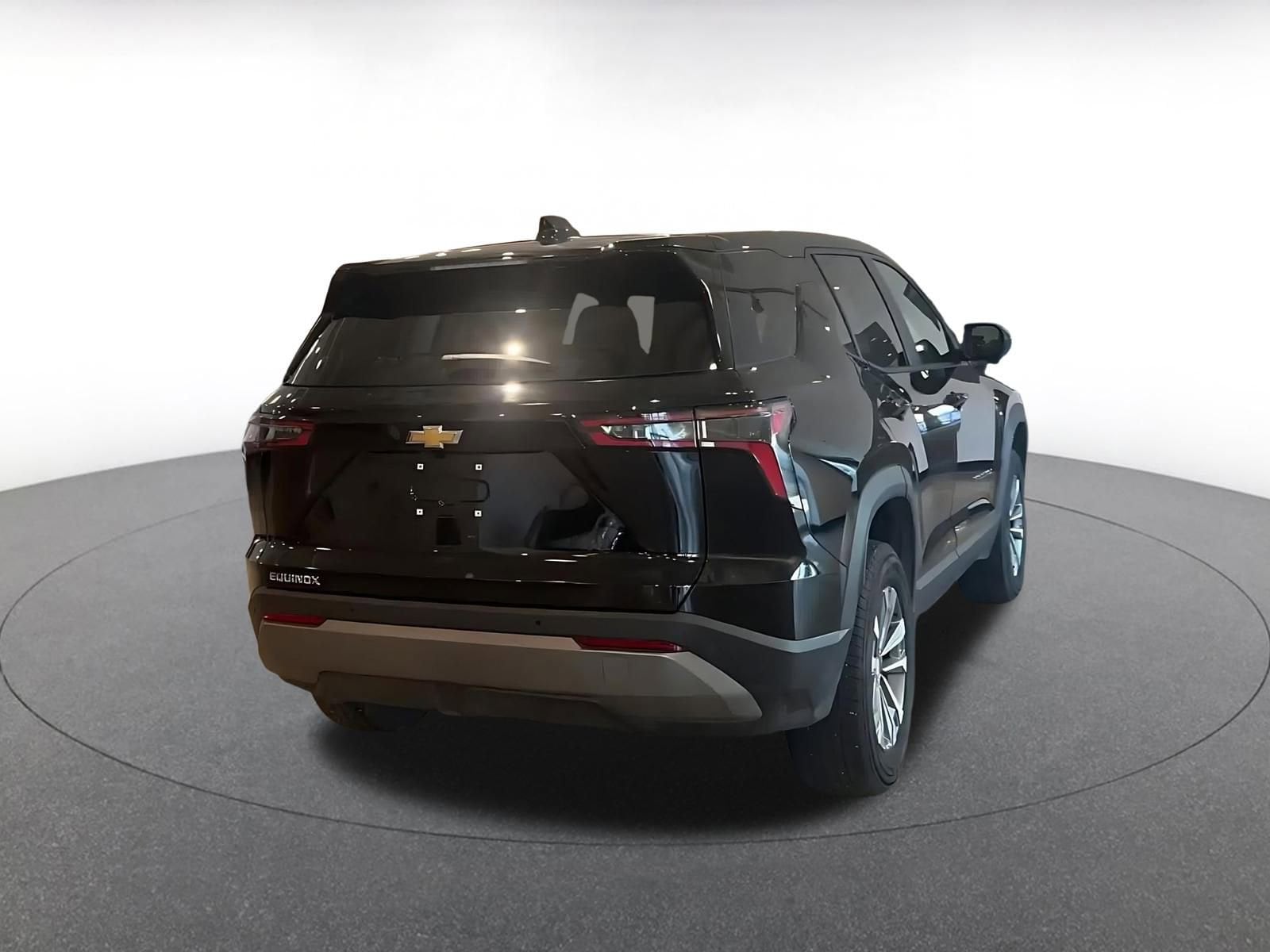 Thumbnail: 2025 Chevrolet Equinox - 15