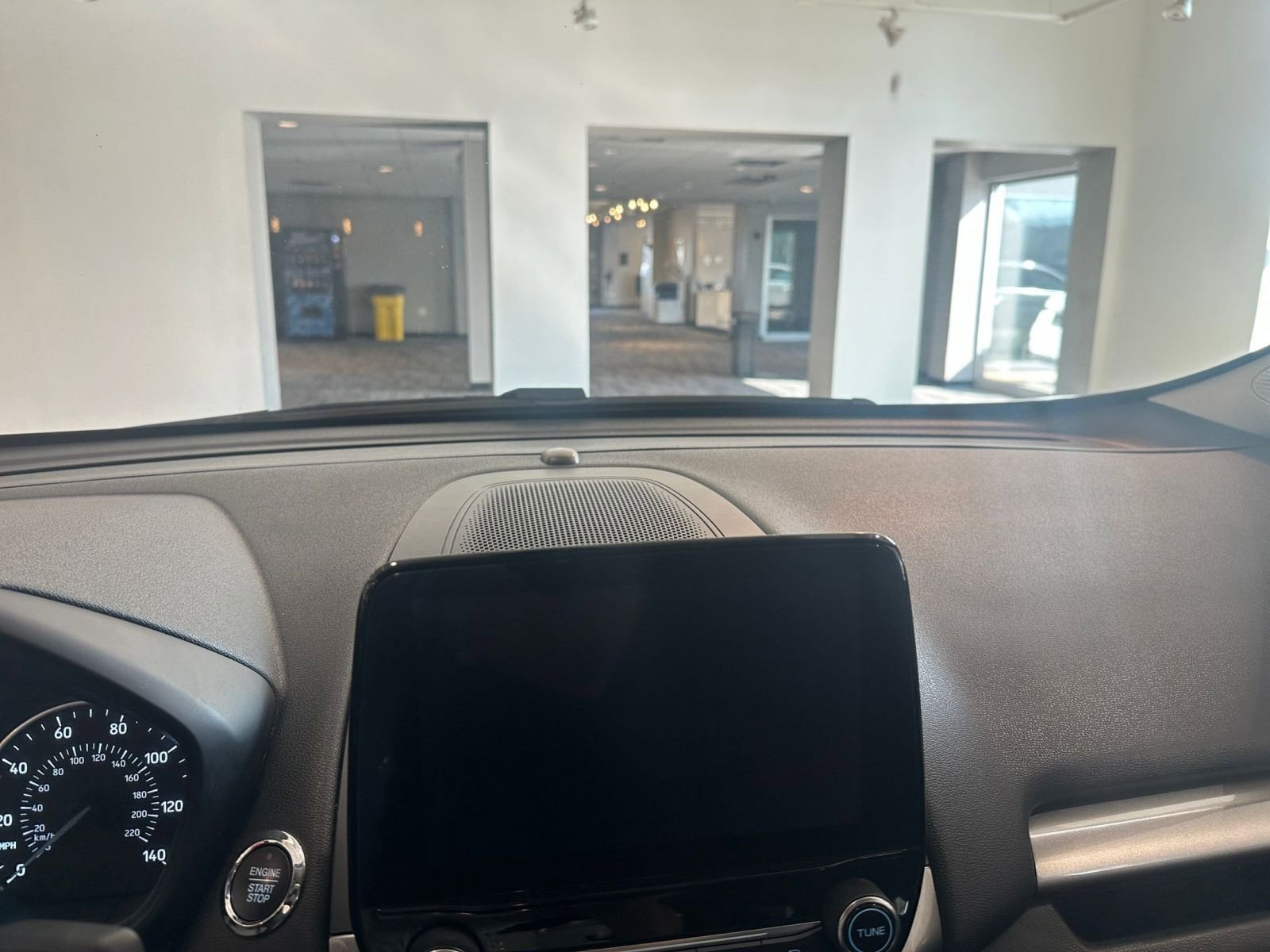 Thumbnail: 2019 Ford EcoSport - 18