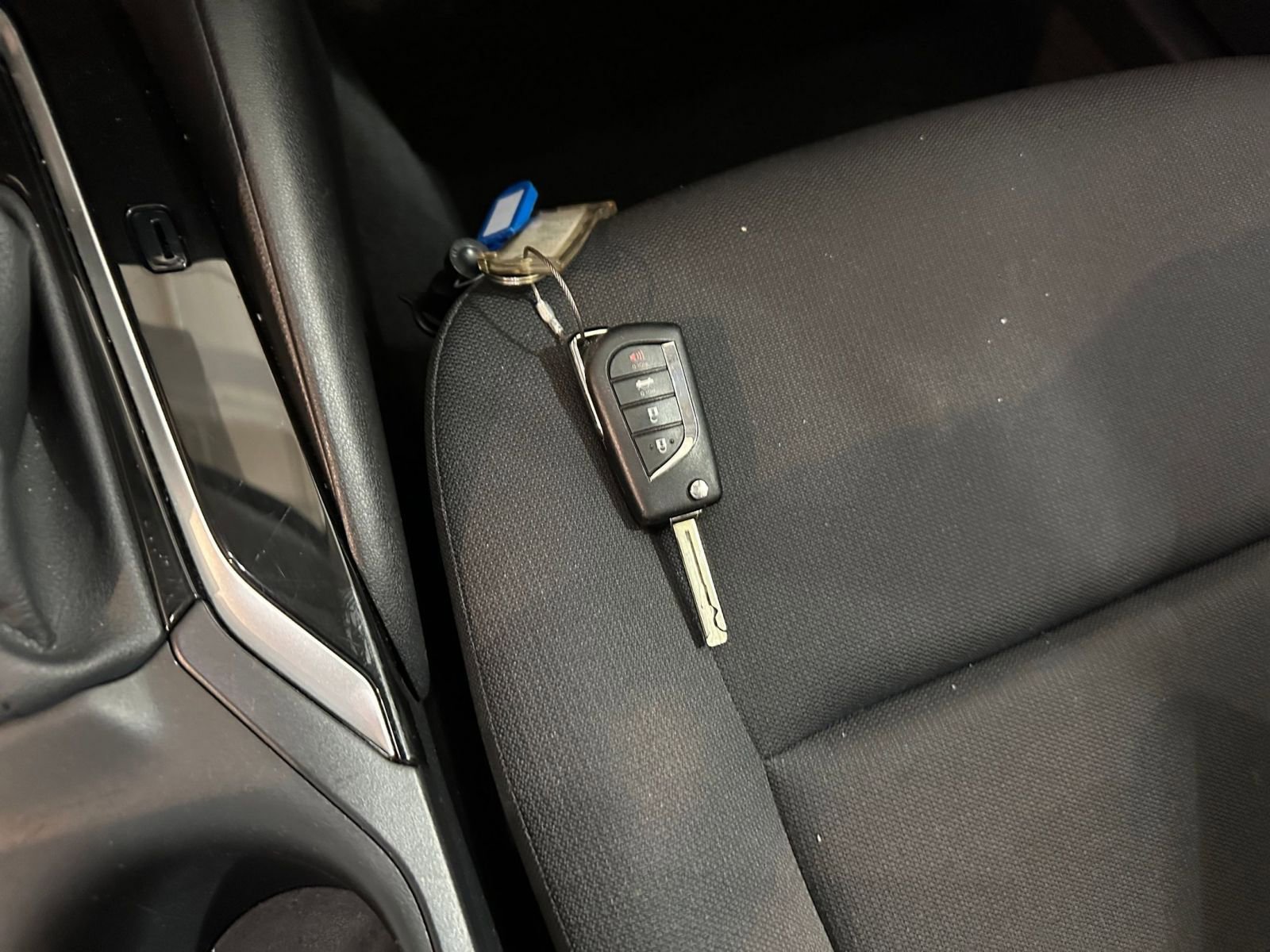 Thumbnail: 2025 Toyota Corolla - 21