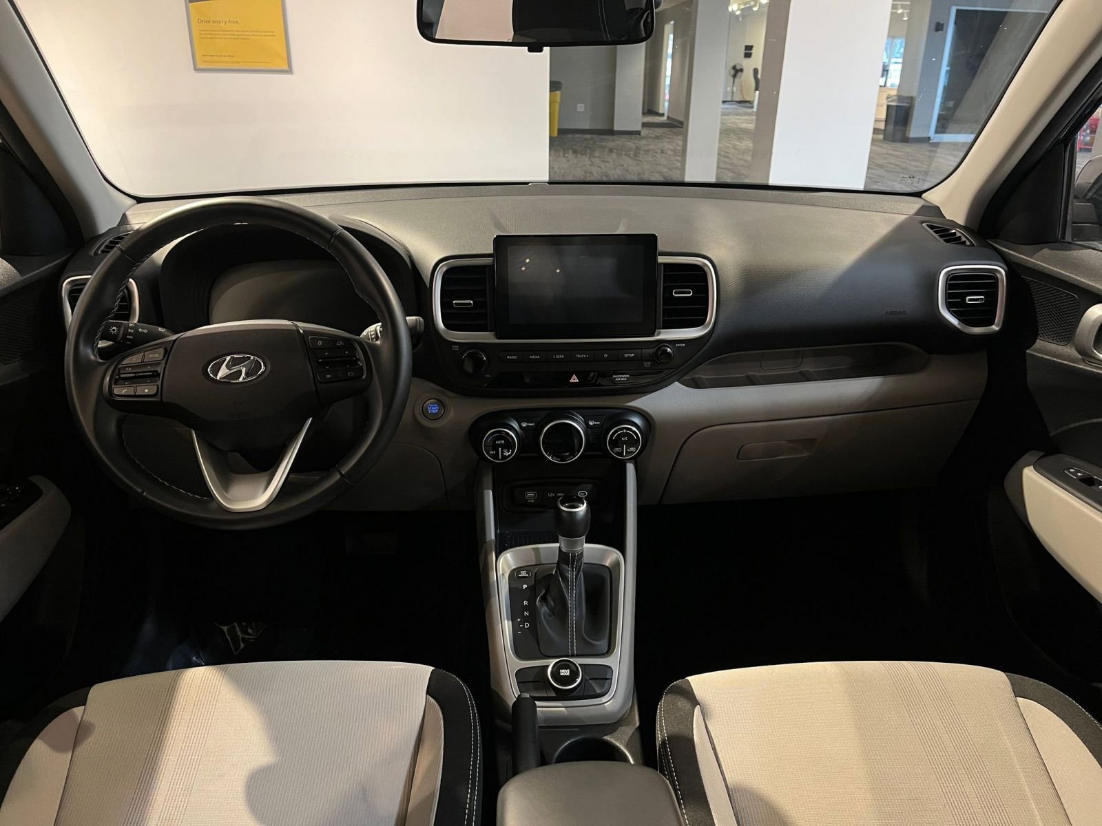 Thumbnail: 2025 Hyundai Venue - 33